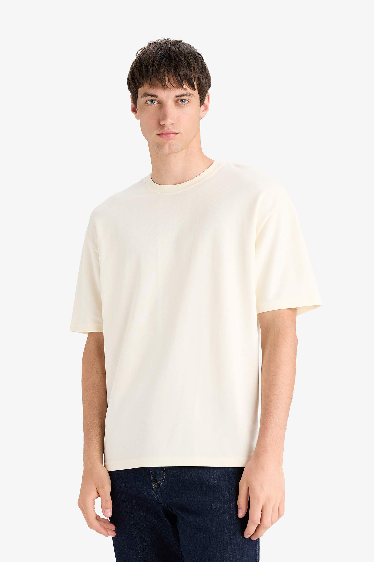 Oversize Fit Crew Neck Short Sleeve T-Shirt