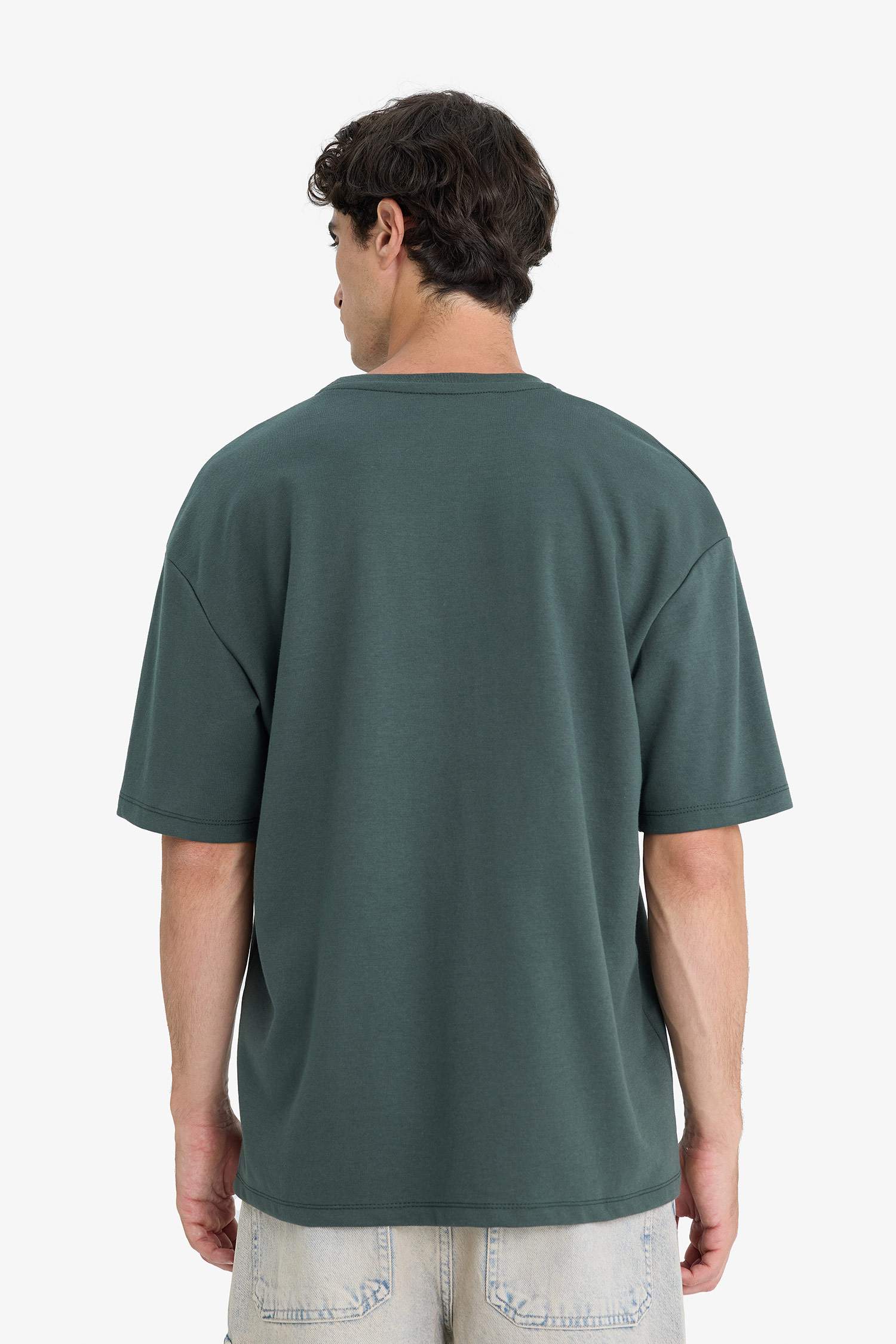 Oversize Geniş Kalıp Bisiklet Yaka Ağır Kumaş Basic Düz Kısa Kollu Tişört