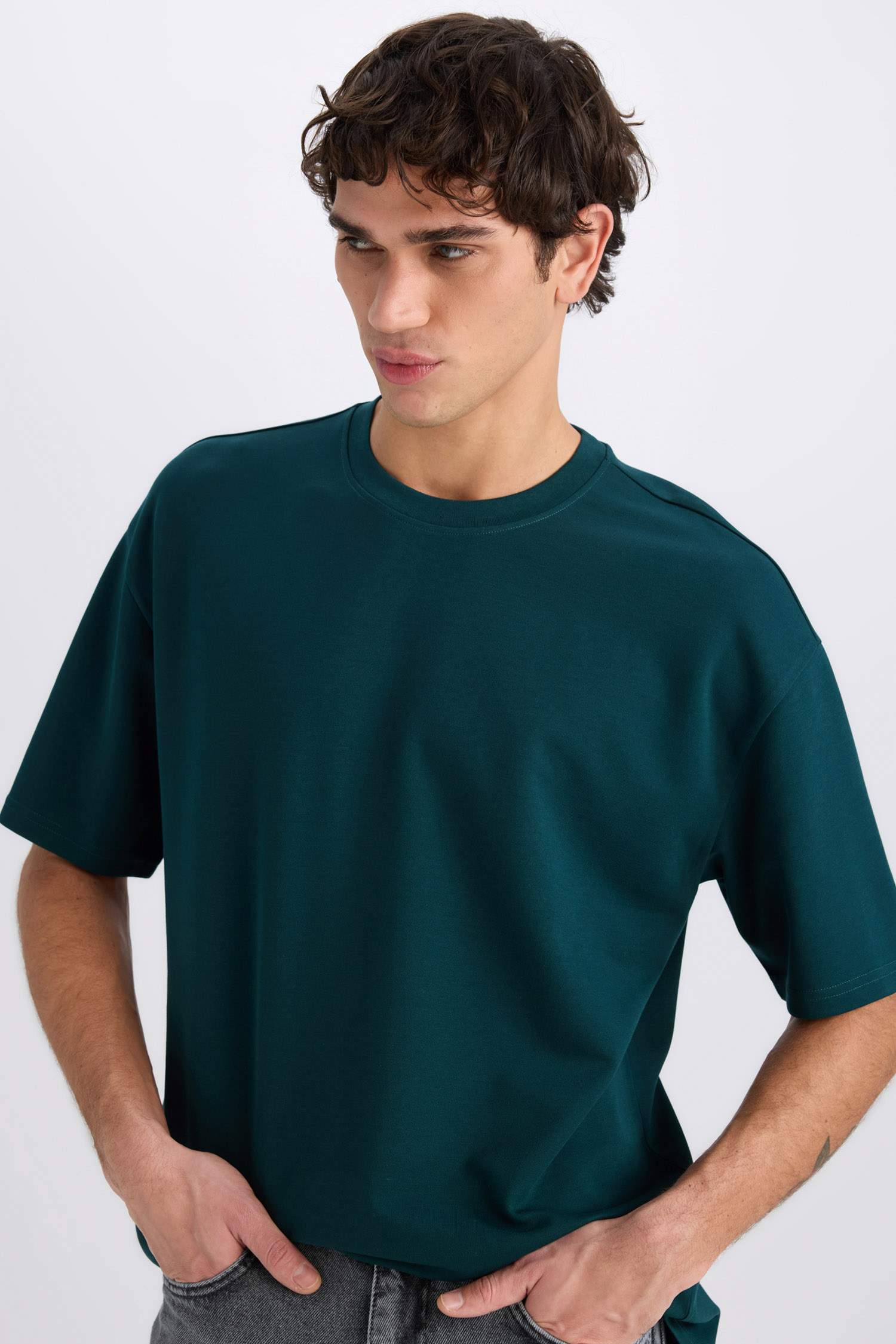 Oversize Fit Crew Neck Basic Heavy Fabric T-Shirt