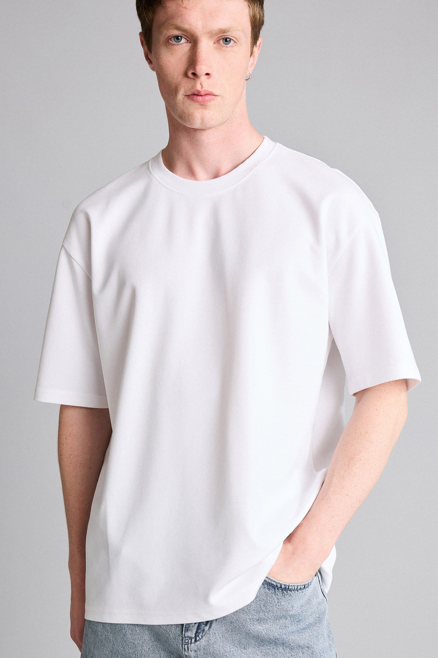 DeFacto Kırışmaz Oversize Pamuklu Tişört görsel 3