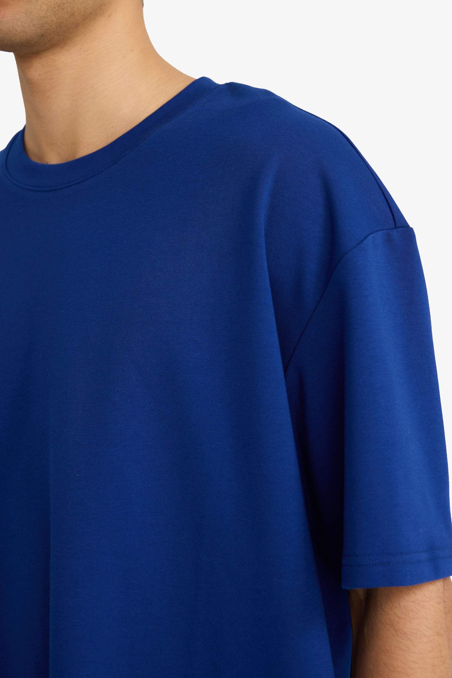 Oversize Fit Crew Neck Short Sleeve T-Shirt