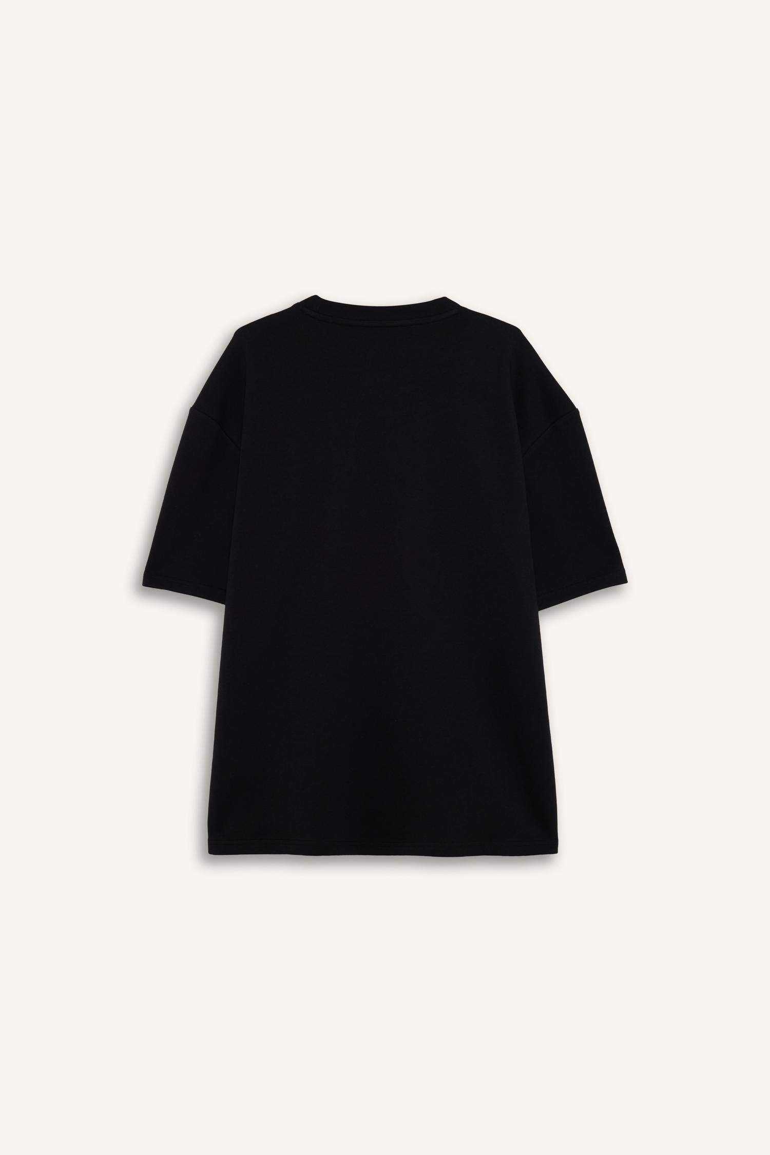 Oversize Geniş Kalıp Bisiklet Yaka Kısa Kollu Basic Düz Ağır Kumaş Tişört