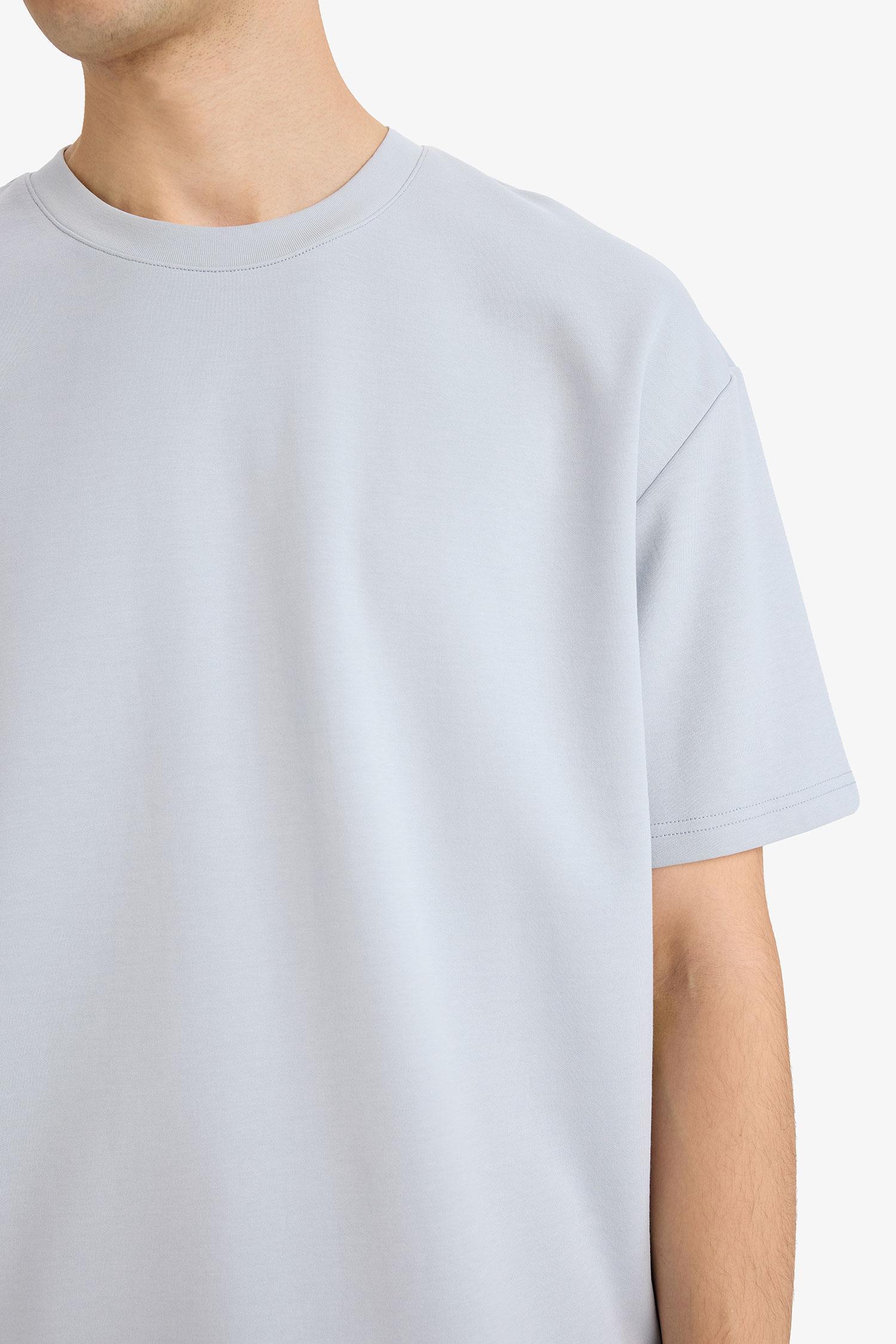 DeFacto Kırışmaz Oversize Pamuklu Tişört görsel 5