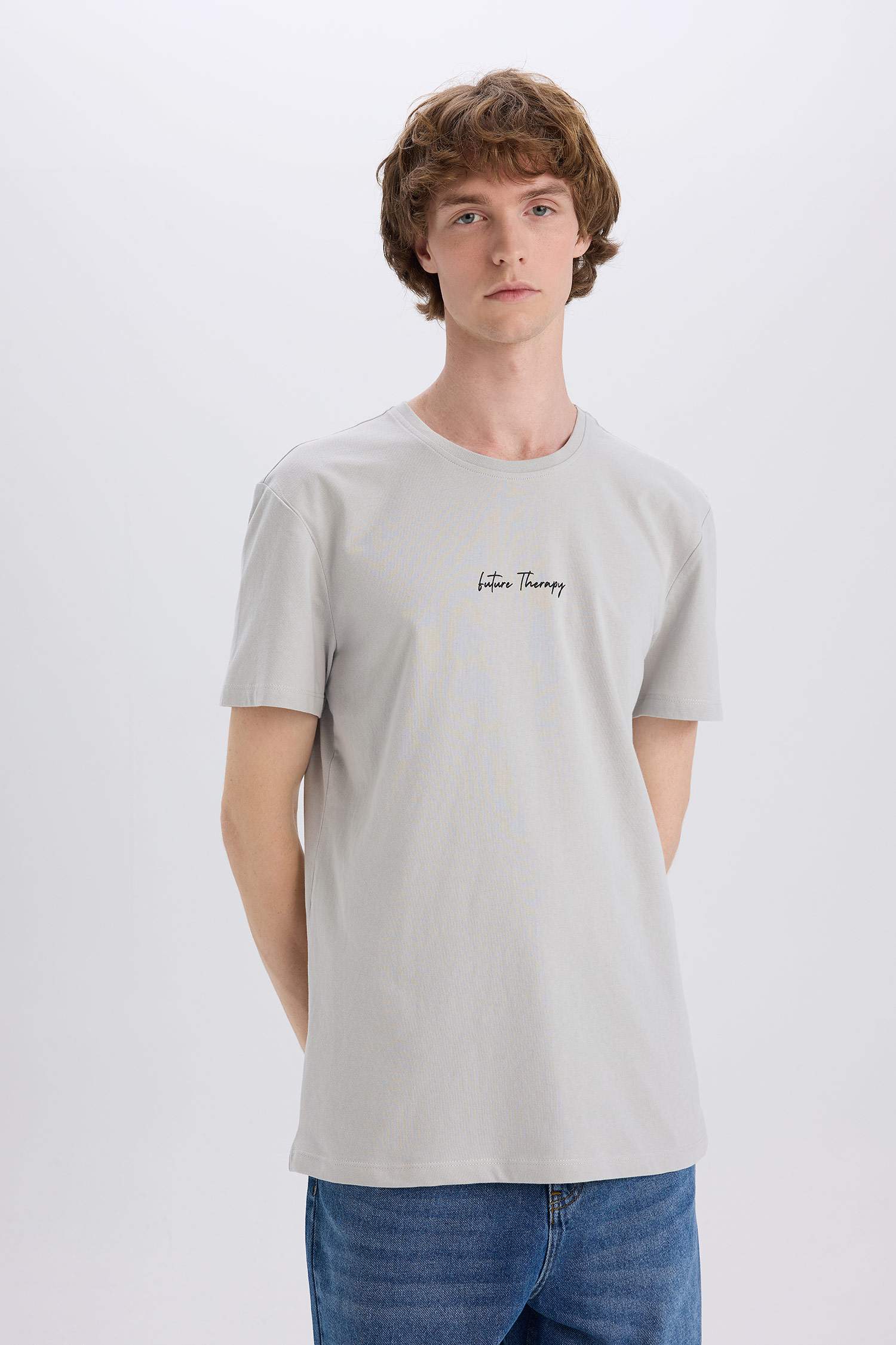 %100 Pamuk Slim Fit Dar Kesim Bisiklet Yaka Baskılı Kısa Kollu Tişört