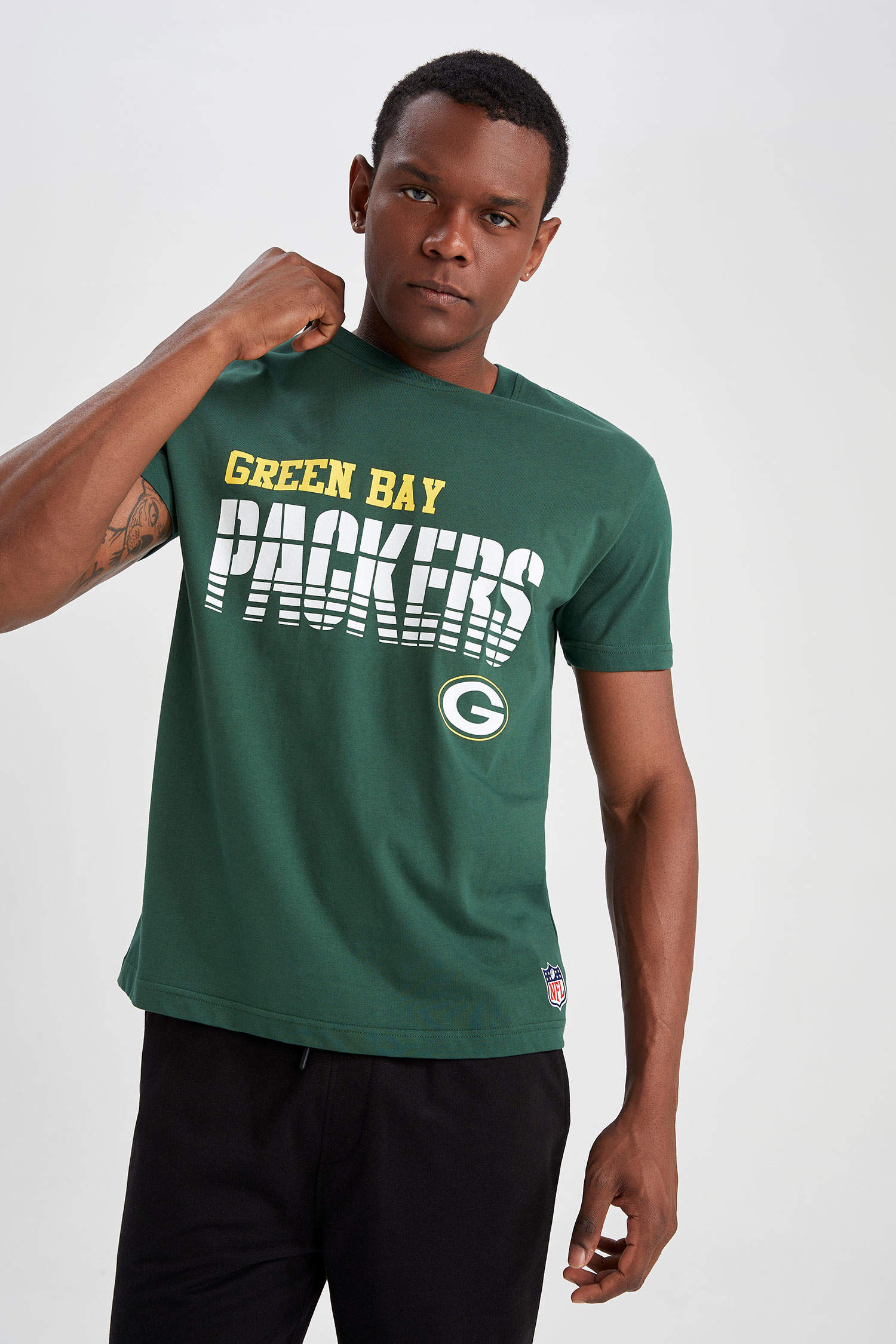 Defacto Fit NFL Green Bay Packers Regular Fit Pamuklu Penye Tişört. 1