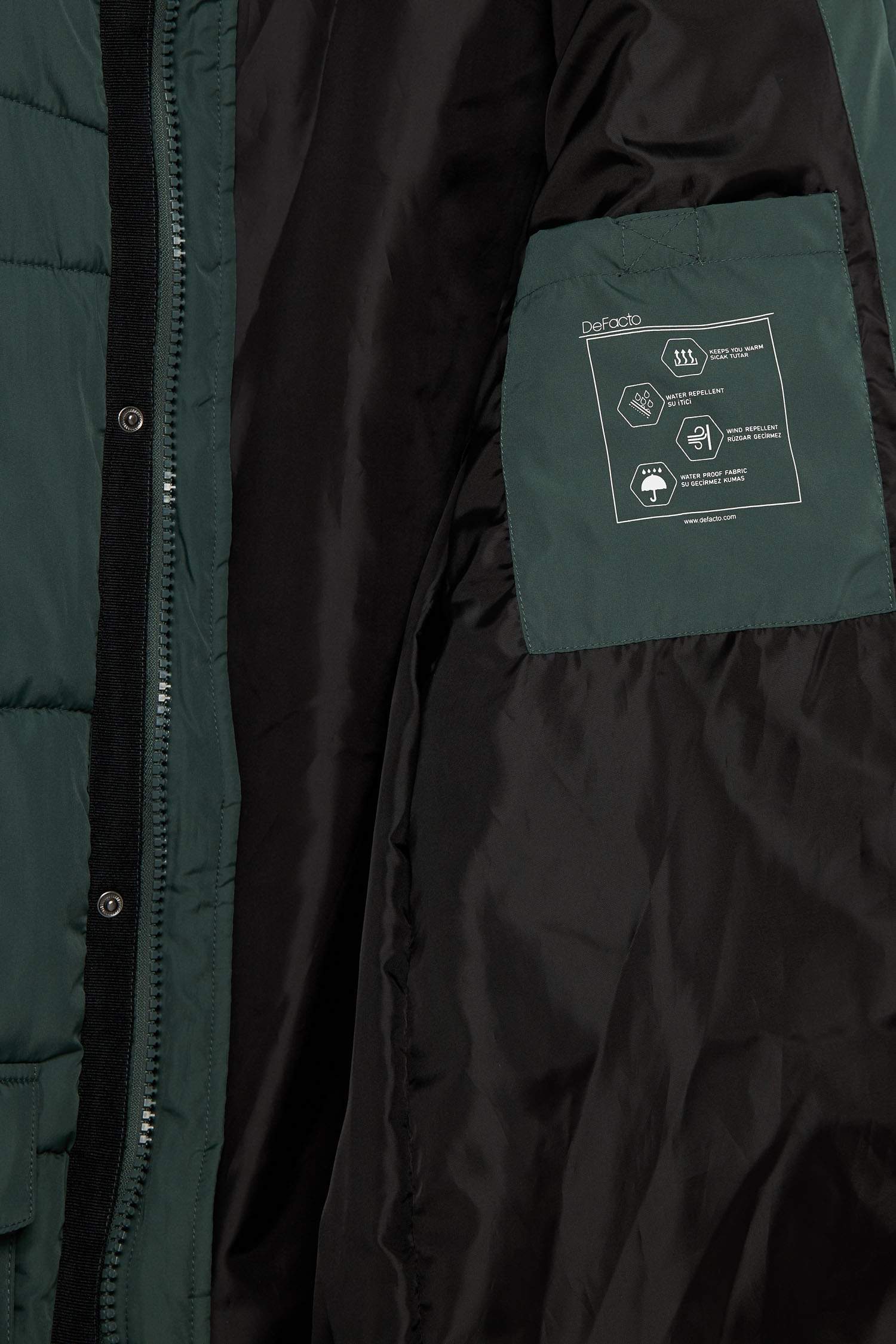 Su Geçirmez Kapüşonlu Şişme Mont