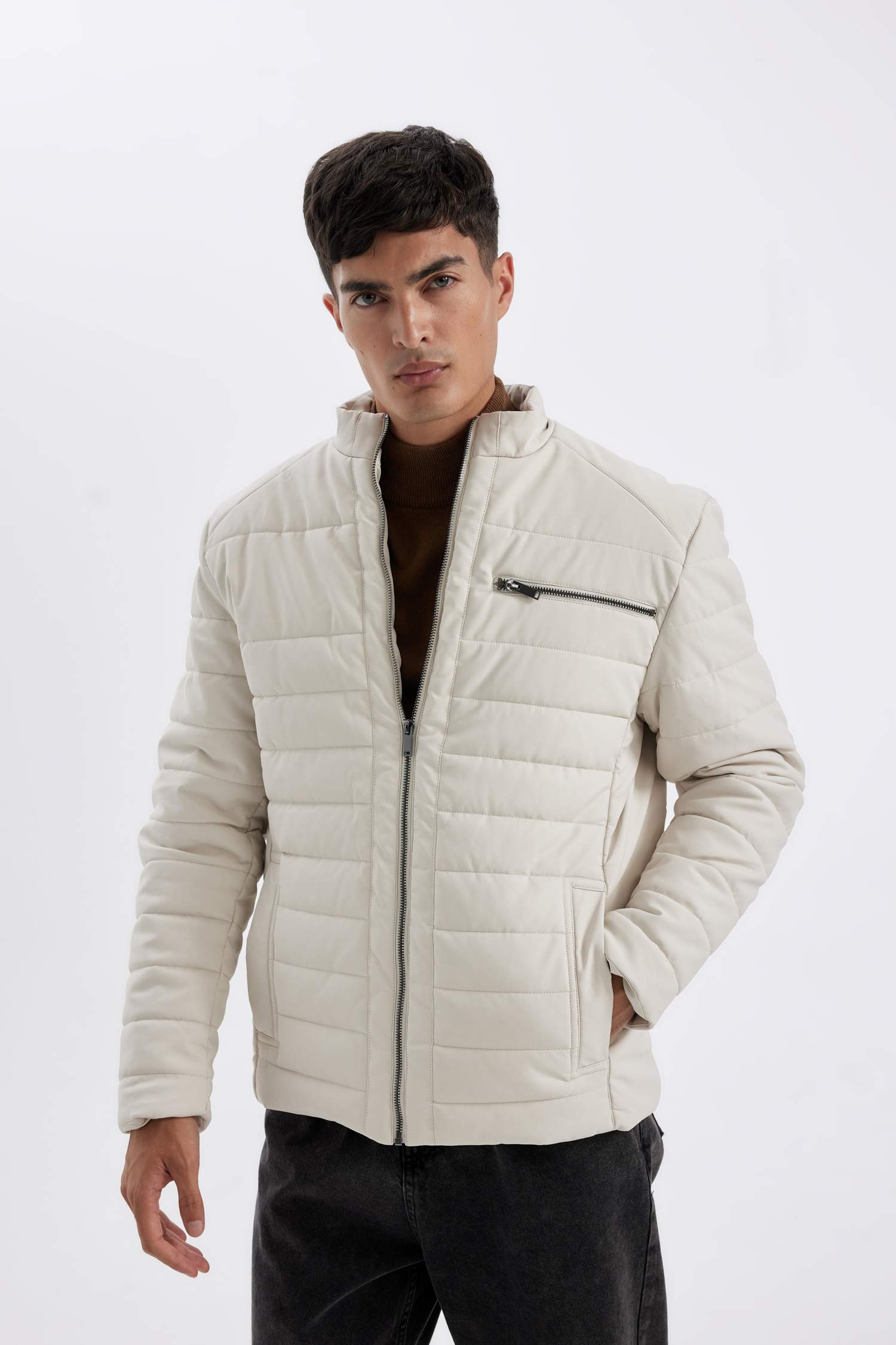 Su İtici Slim Fit Dar Kesim Dik Yaka Fermuarlı İç Cepli Suni Deri Ceket Mont