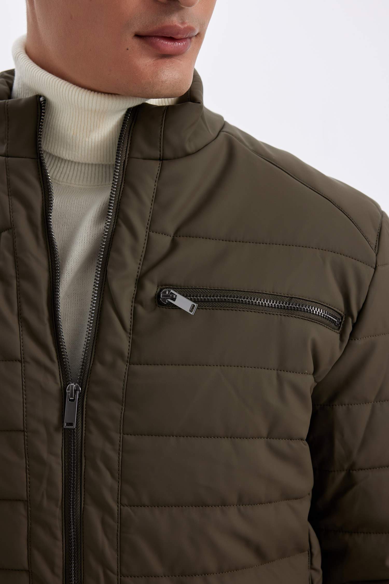 Su İtici Slim Fit Dar Kesim Dik Yaka Fermuarlı İç Cepli Suni Deri Ceket Mont