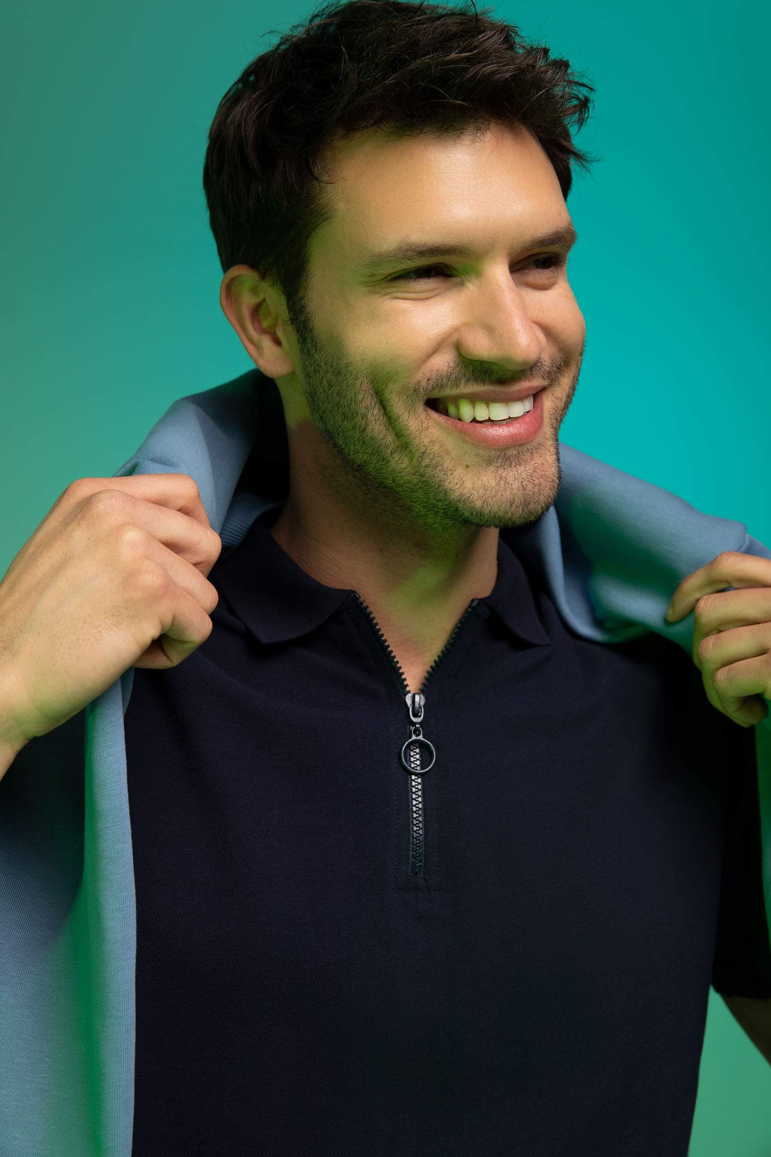 Футболка поло свободного кроя