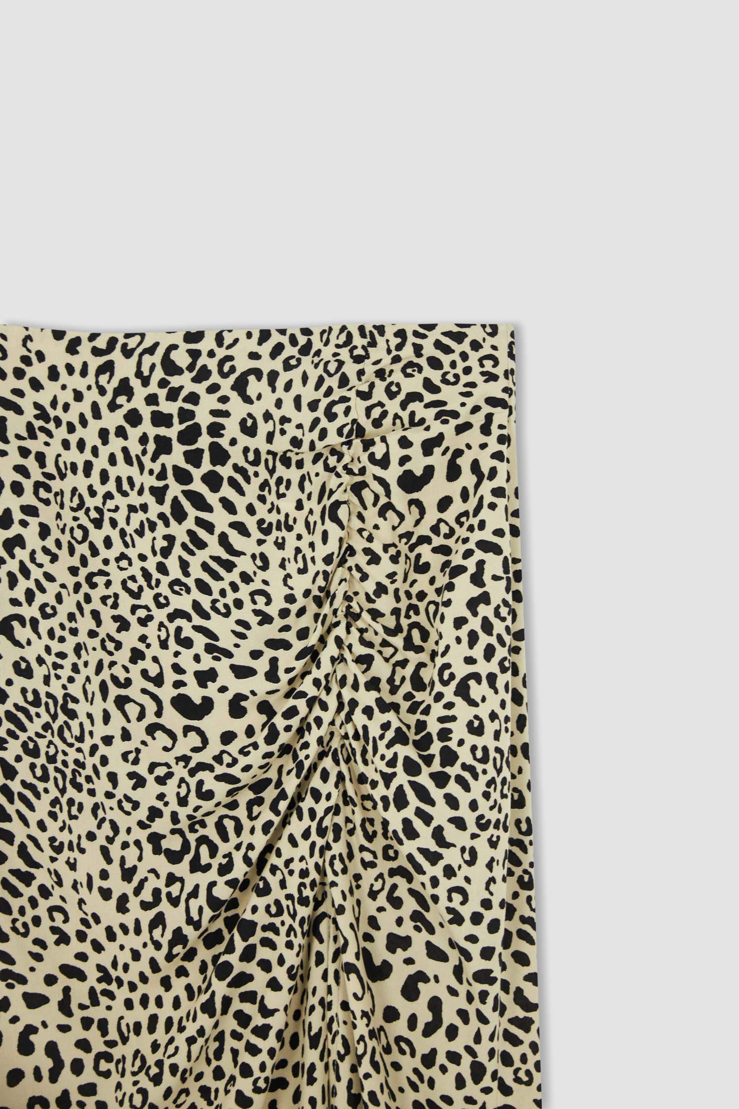 Юбка миди стандартного кроя с принтом