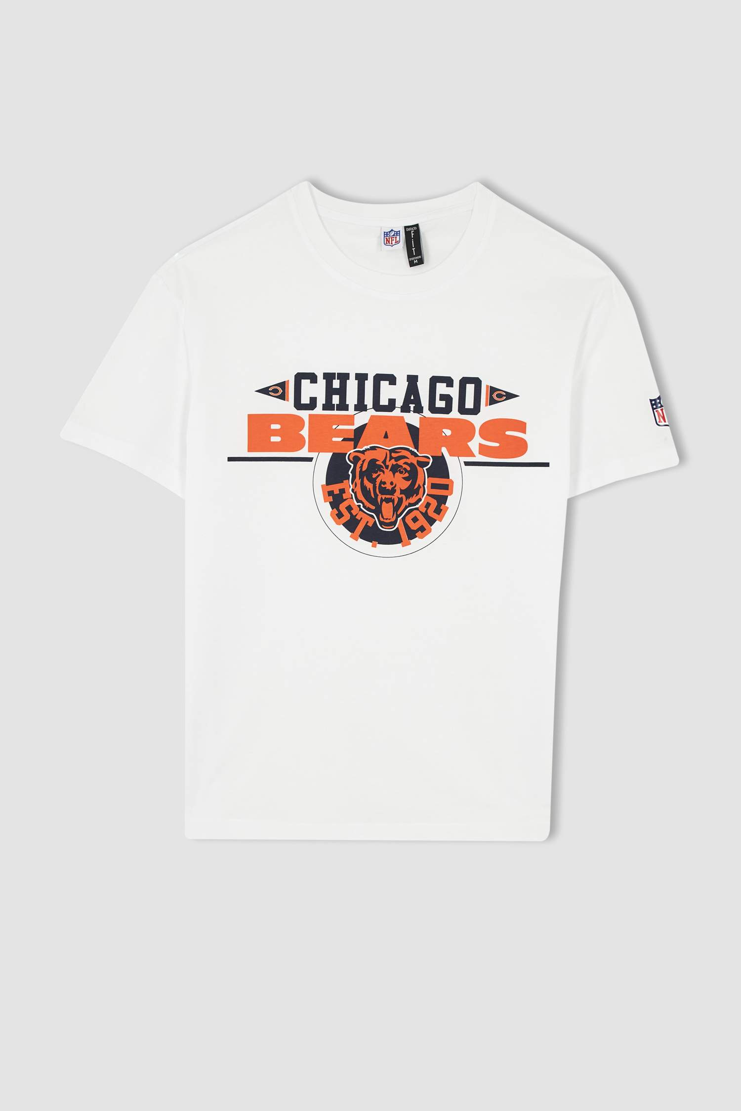 White Man Defacto Fit NFL Chicago Bears Licensed Cotton Combed T