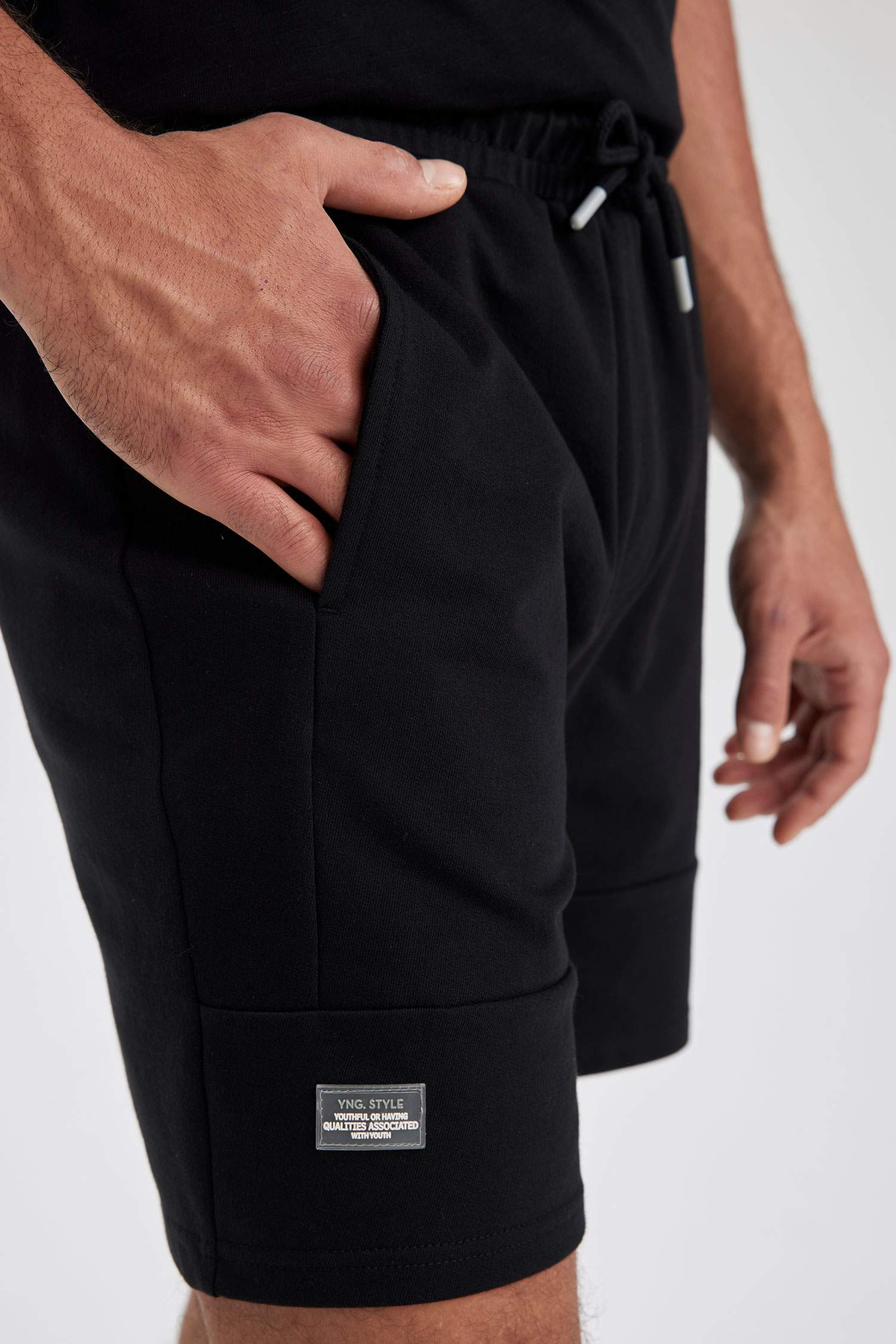 Short Slim Basique en tissu de Sweat