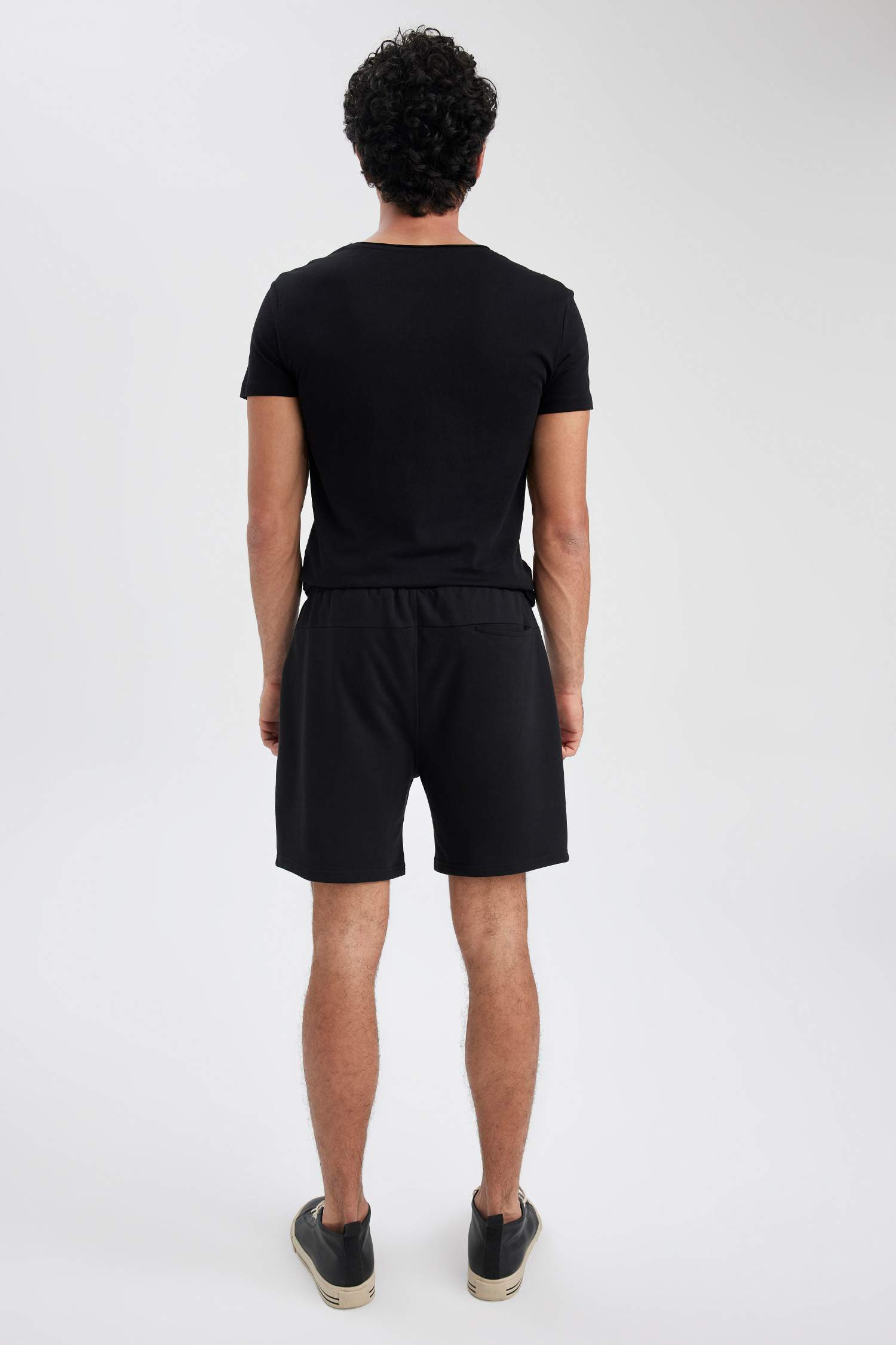 Short Slim Basique en tissu de Sweat