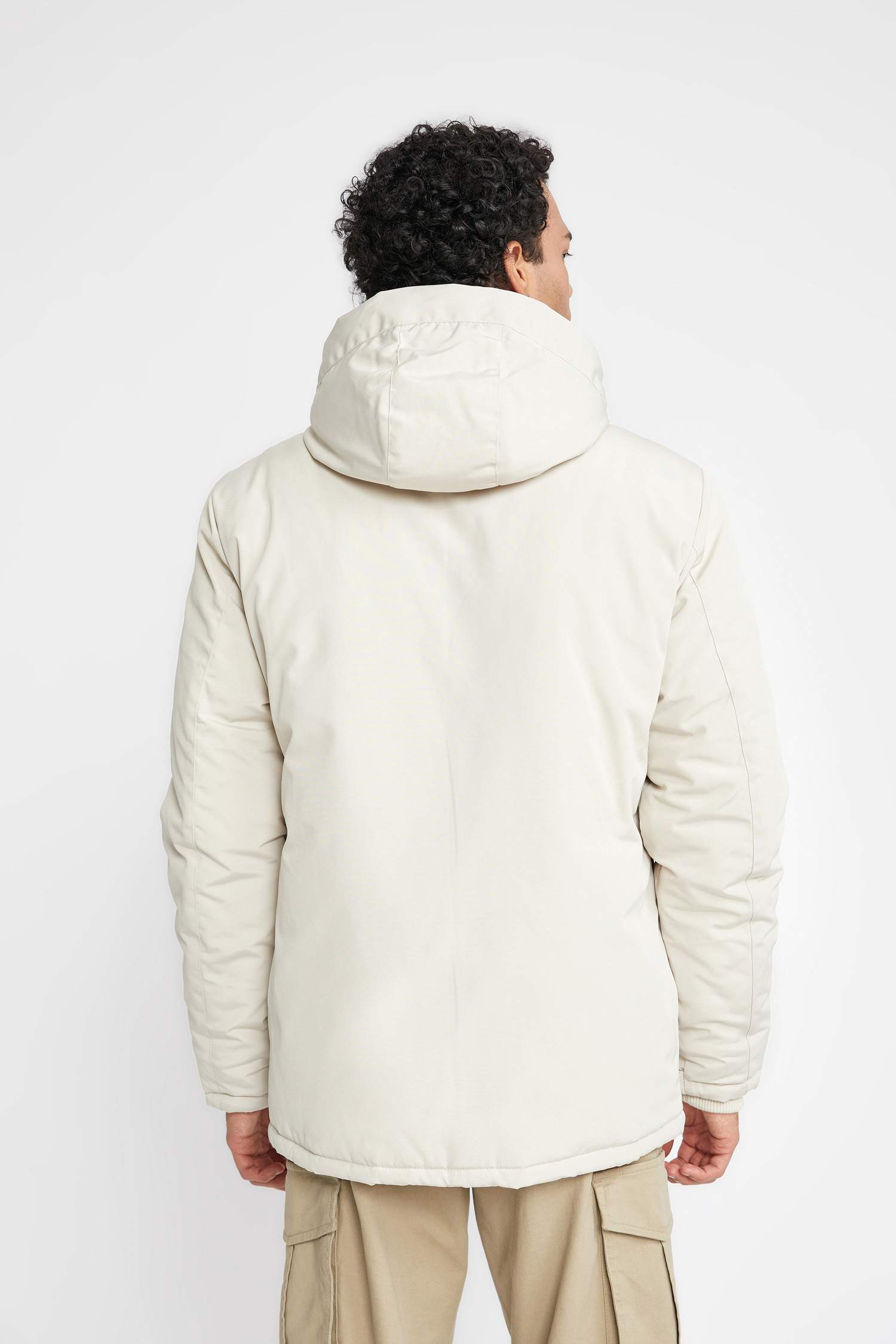 جاكيت قصة عادية بكابيشون