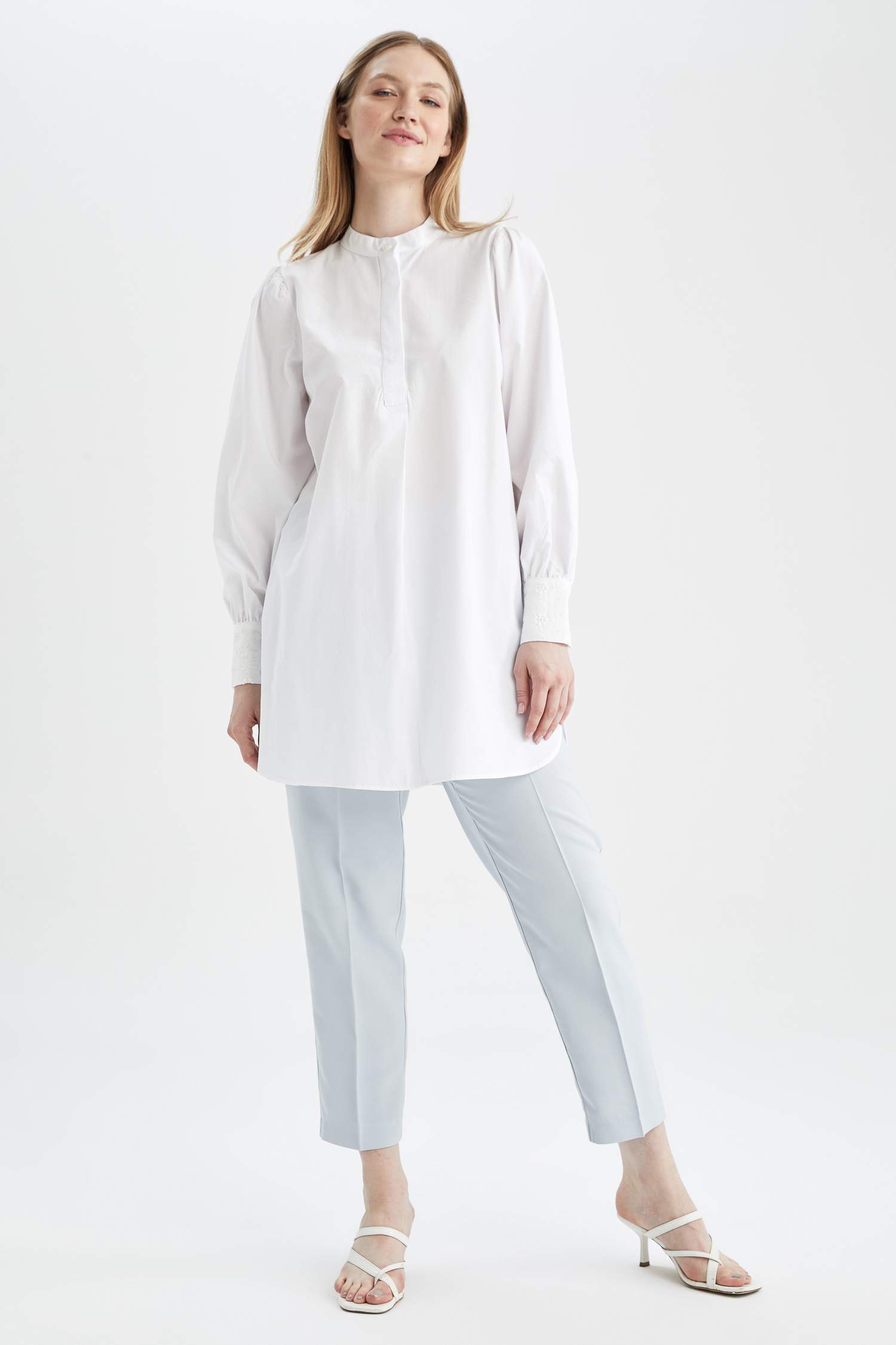 تونيكة كم طويل بوبلين قصة عادية بياقة مستديرة