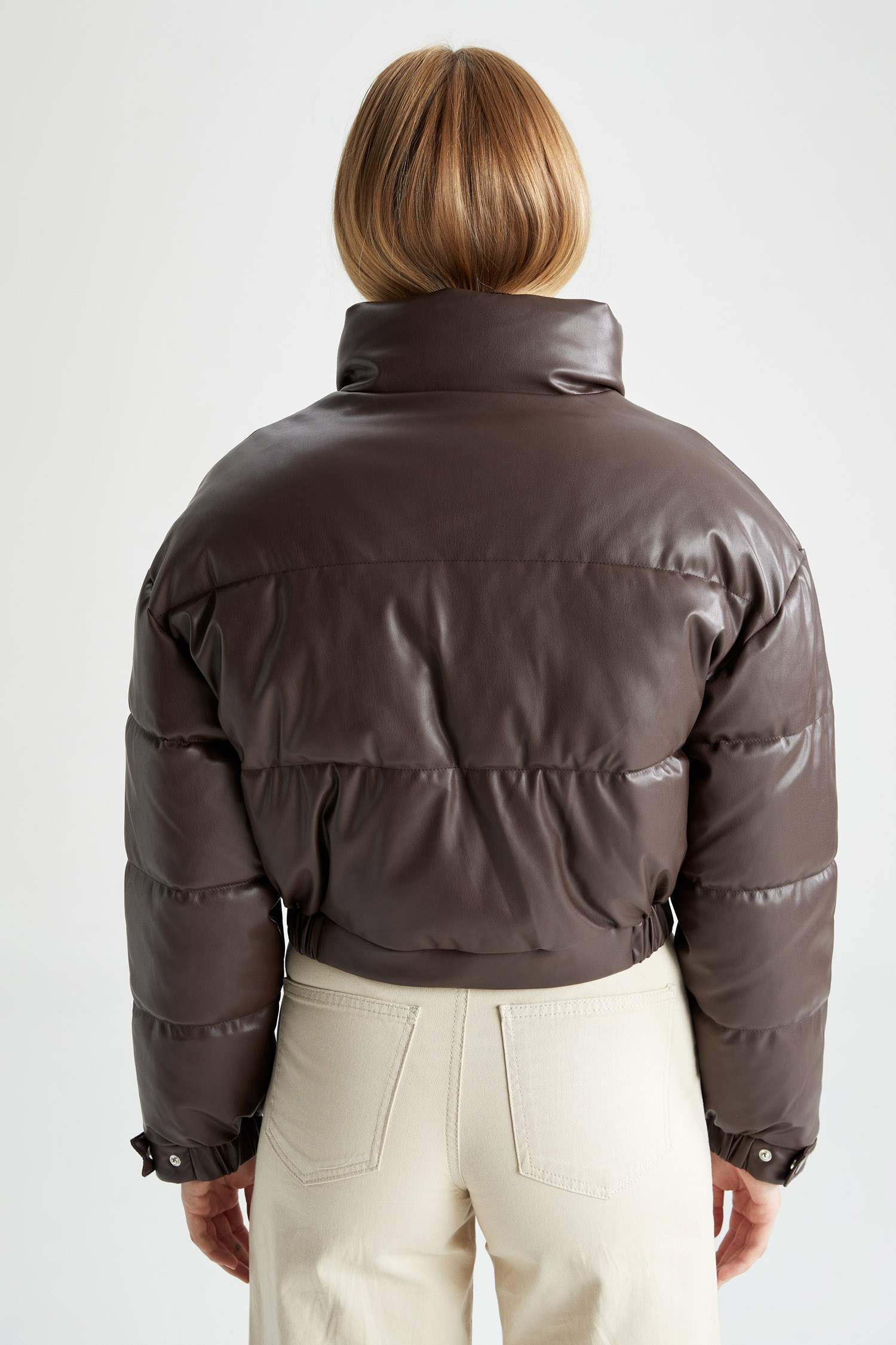 Su İtici Dik Yaka Suni Deri Mont