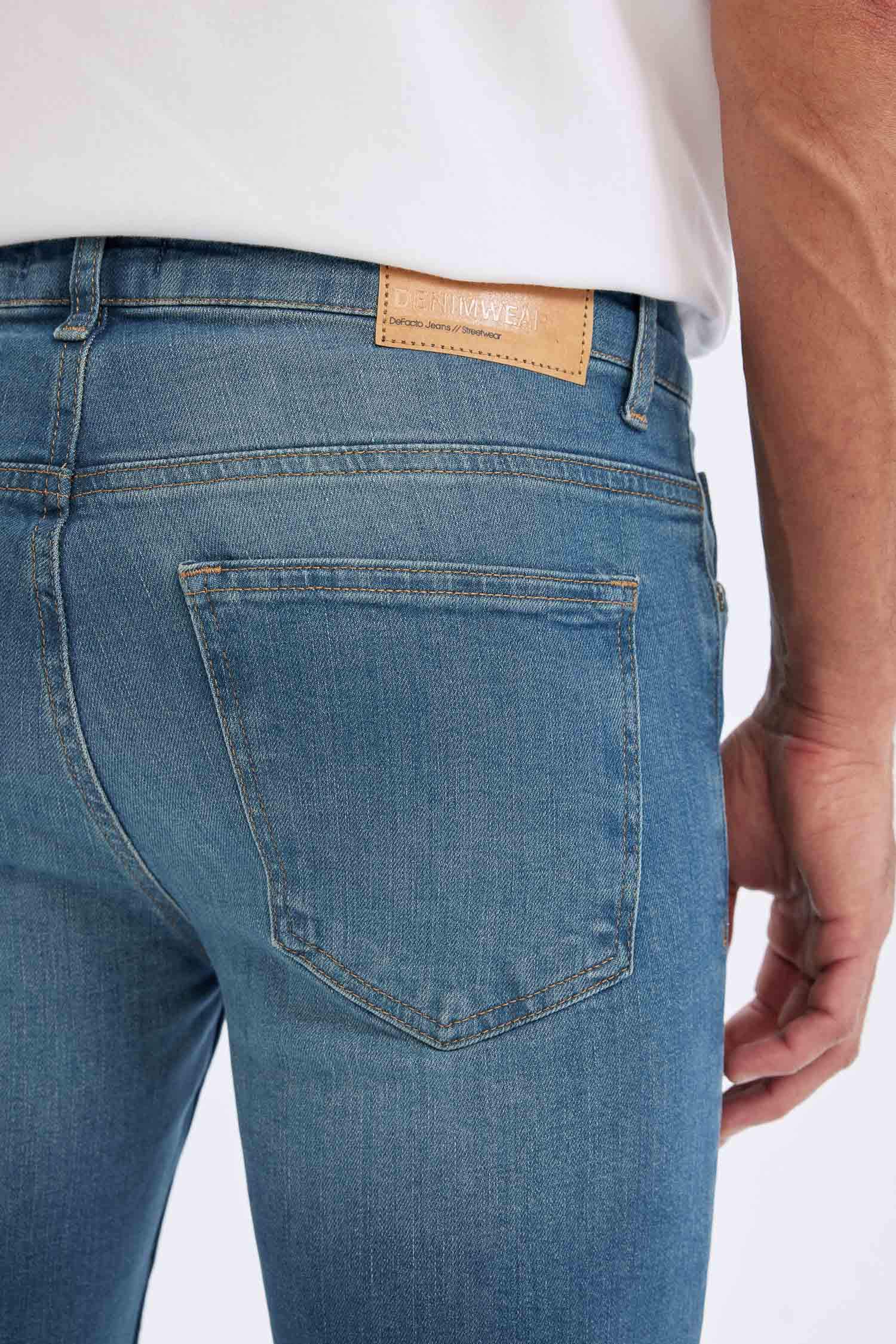 Skinny Fit Denim Shorts