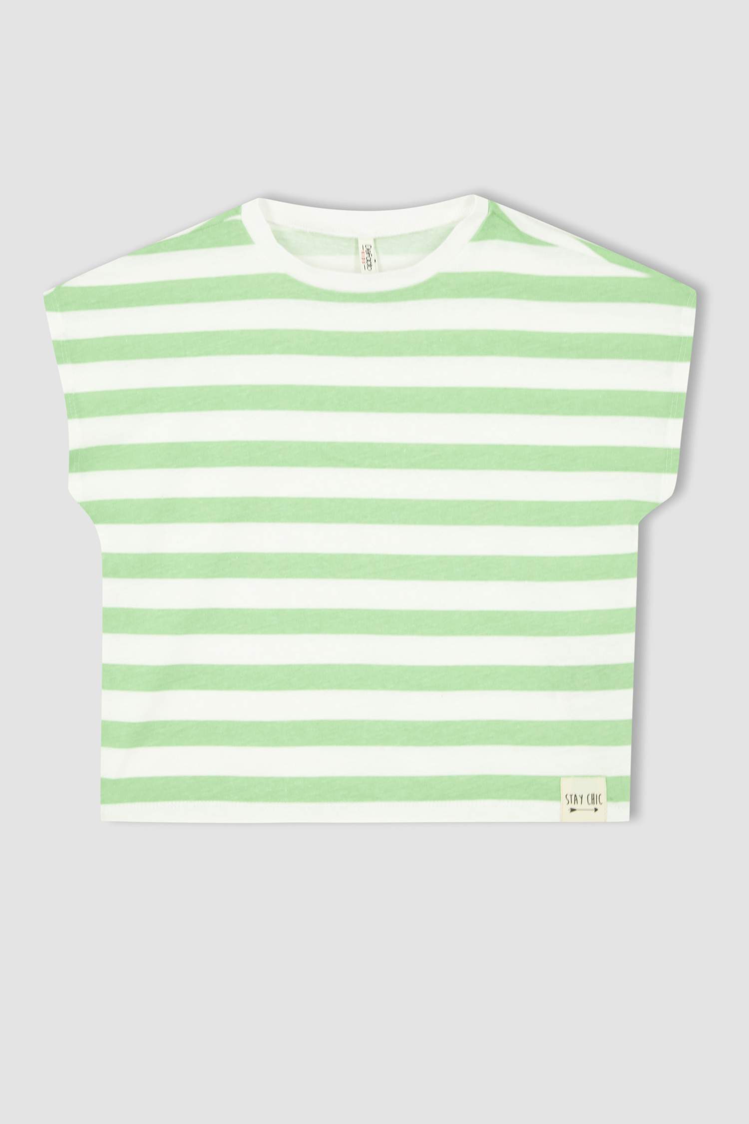 تيشيرت نص كم قصة عادية