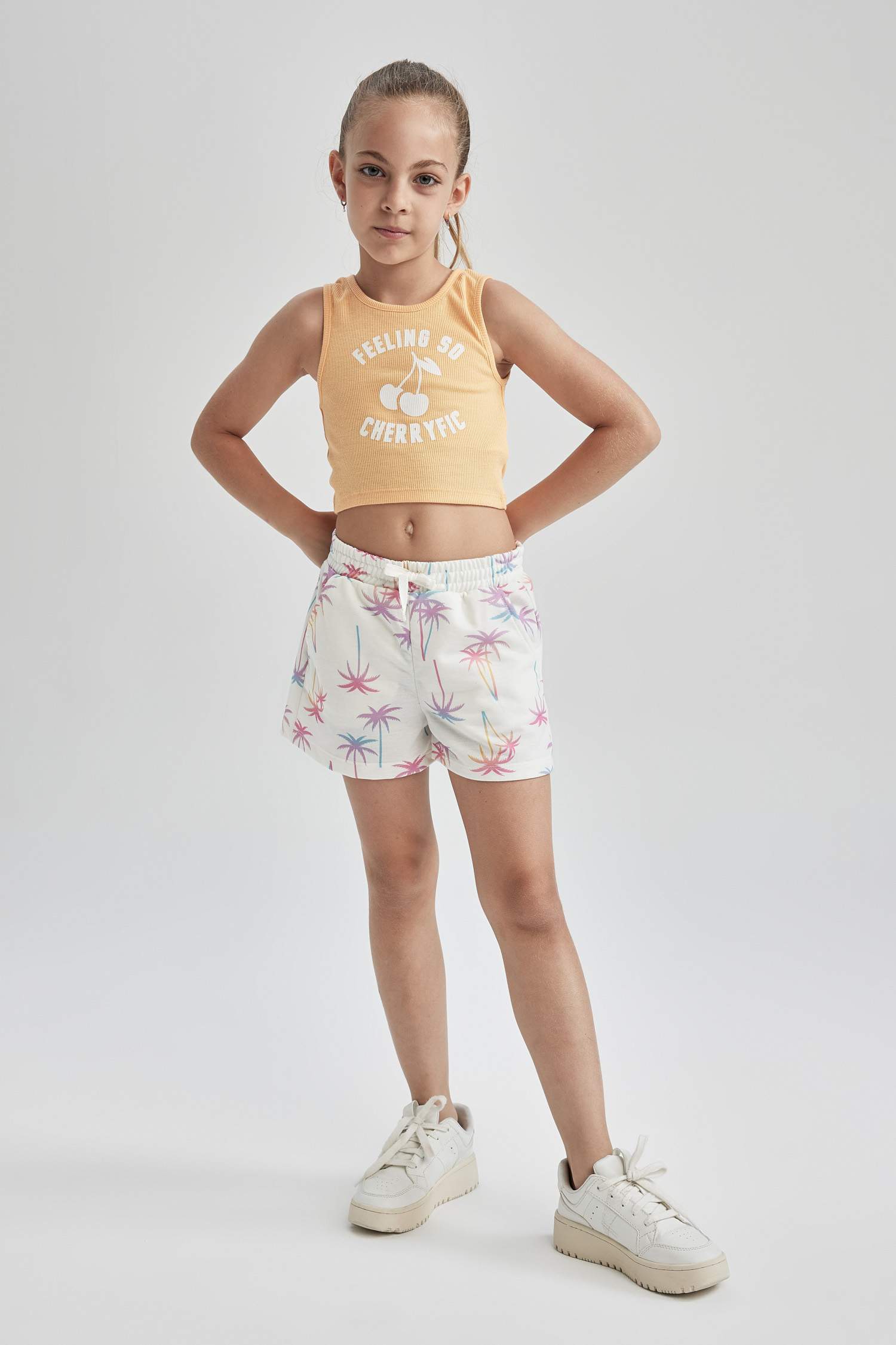 ديباردور كروب بأكمام قصيرة