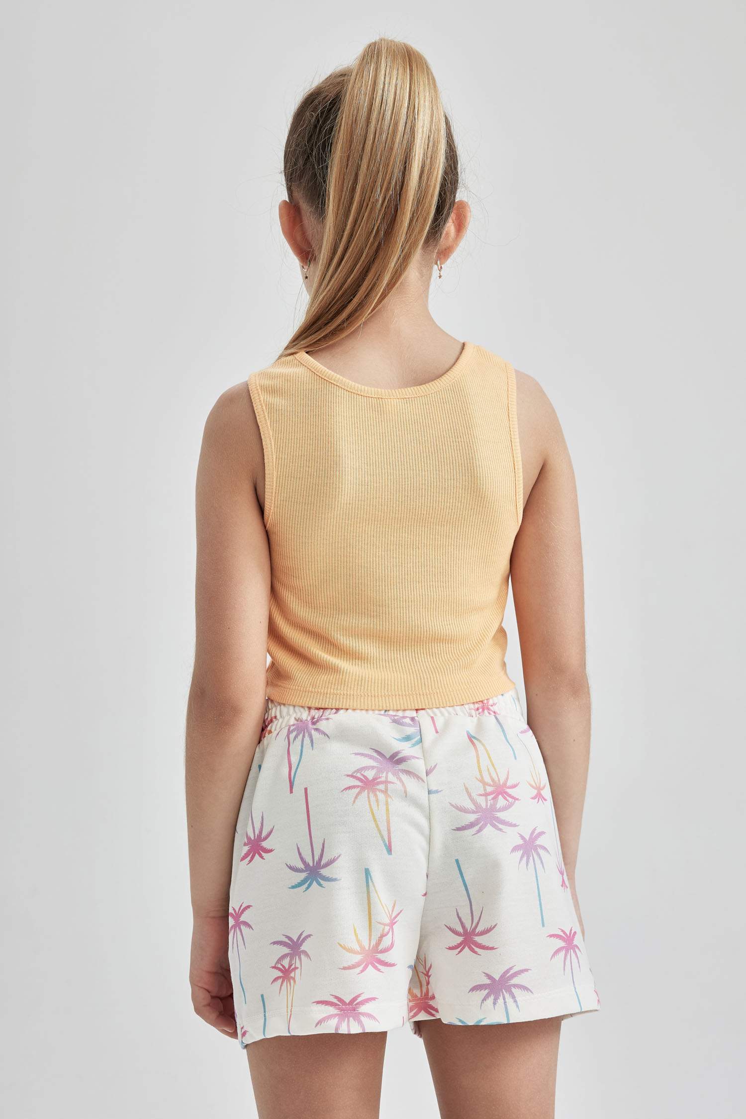 ديباردور كروب بأكمام قصيرة