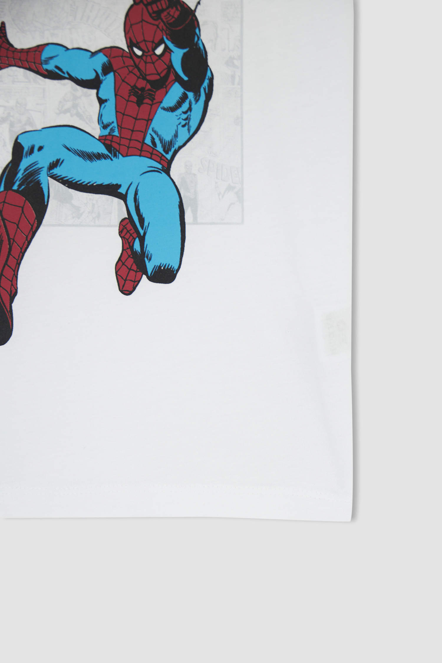 Defacto Erkek Çocuk Spiderman Lisanslı Regular Fit Pamuklu Kısa Kollu Şort Pijama Takım. 5