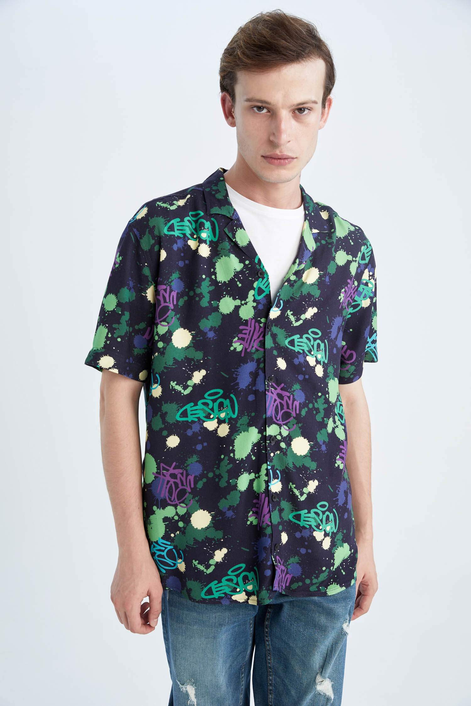 قميص هاواي فيسكوز مطبوع بقصة عادية