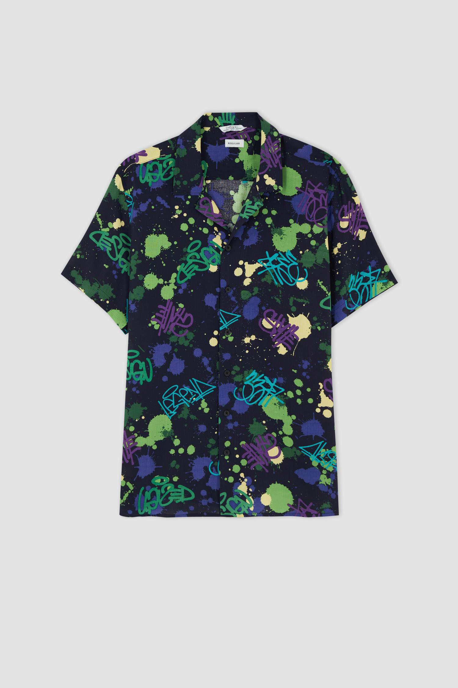 قميص هاواي فيسكوز مطبوع بقصة عادية