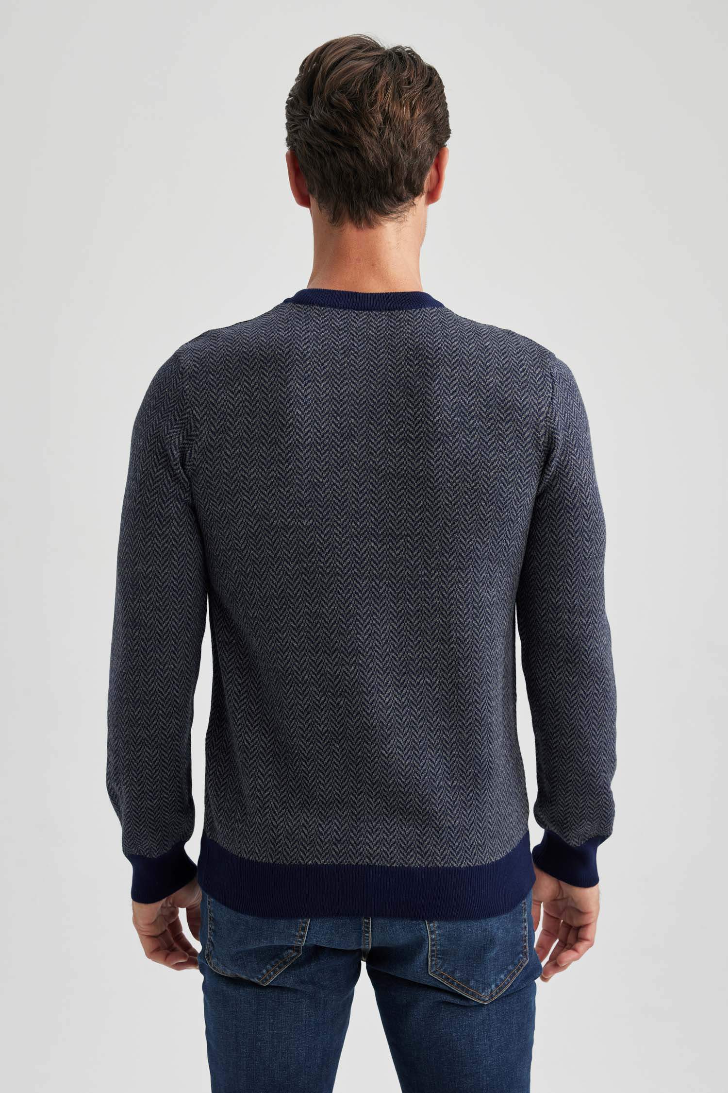 Pull-Over Coupe Standard Col Rond