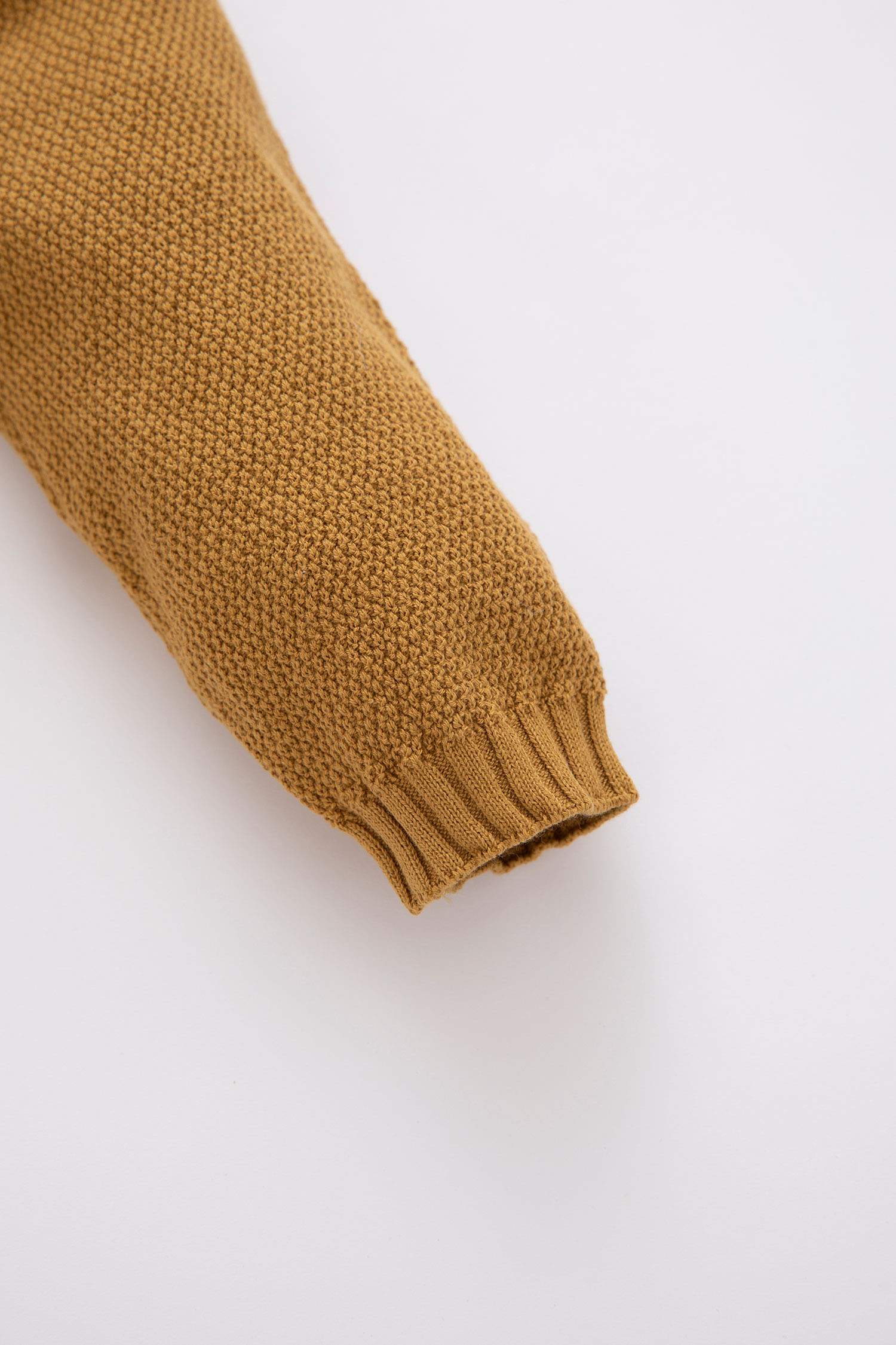 سويترولادي بيبي قطن بقصة عادية بياقة V