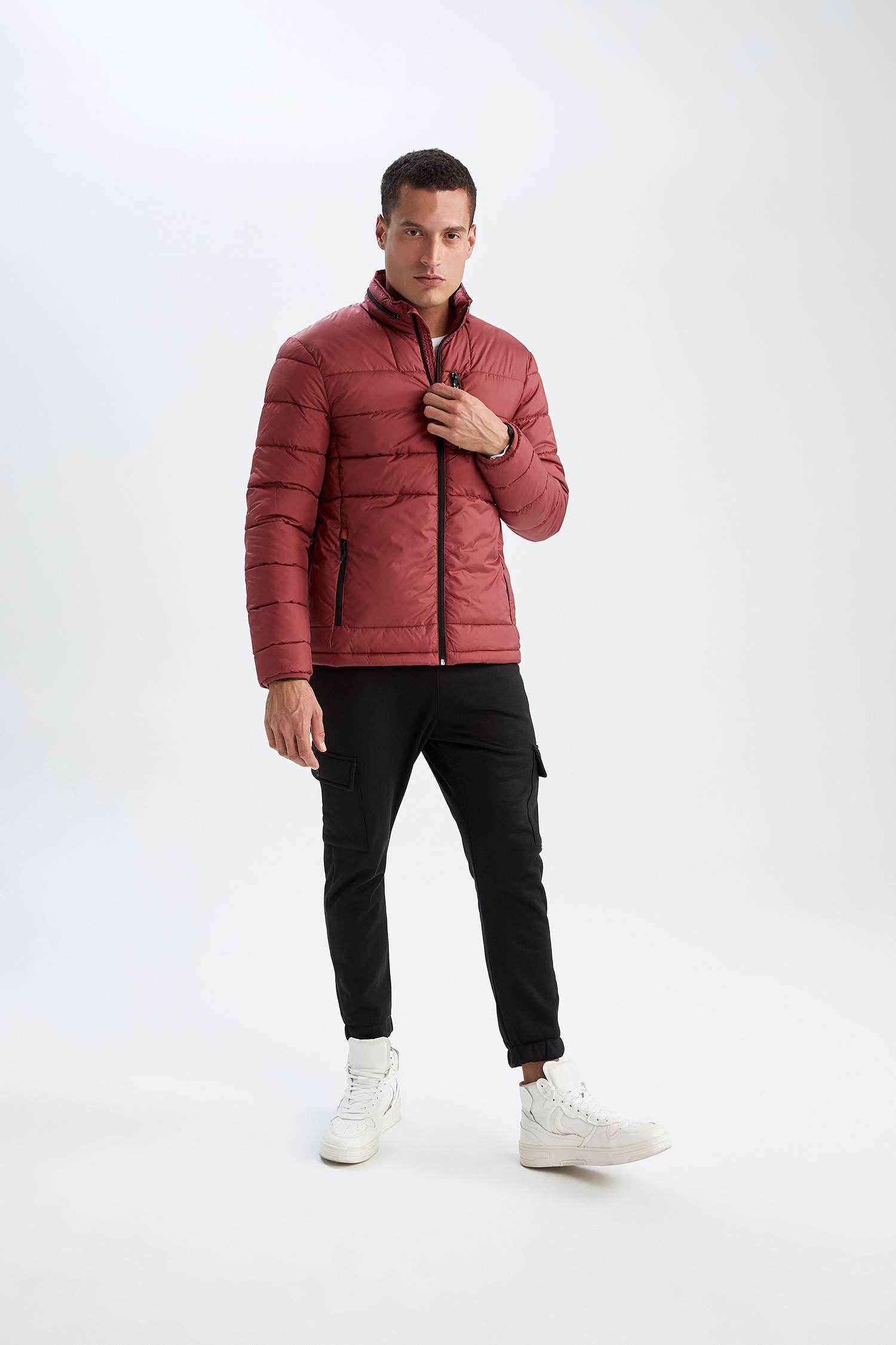 DeFactoFit Slim Fit Su İtici Rüzgar Geçirmez Şişme Mont