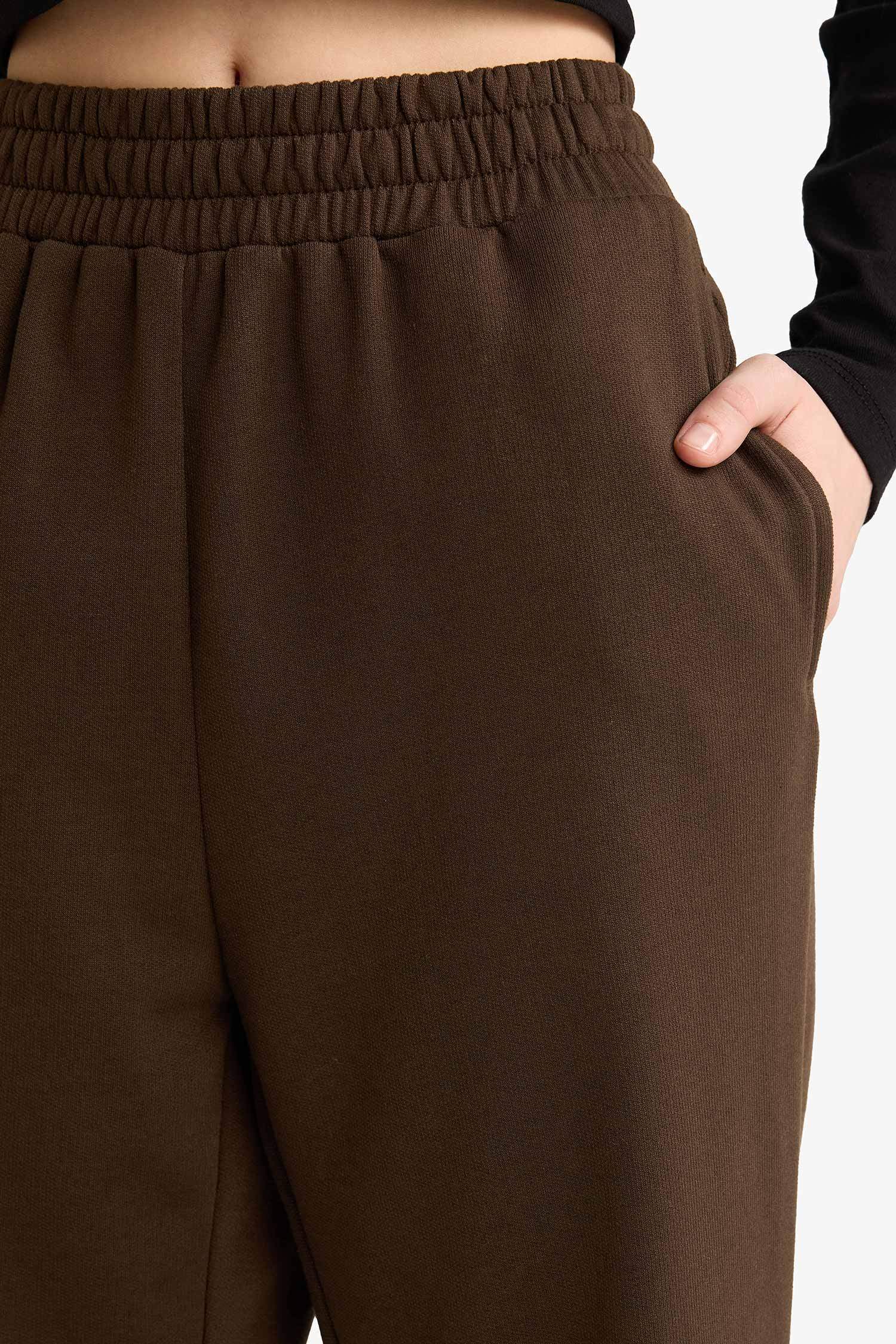 بنطرون جوجر فيت مطبوع