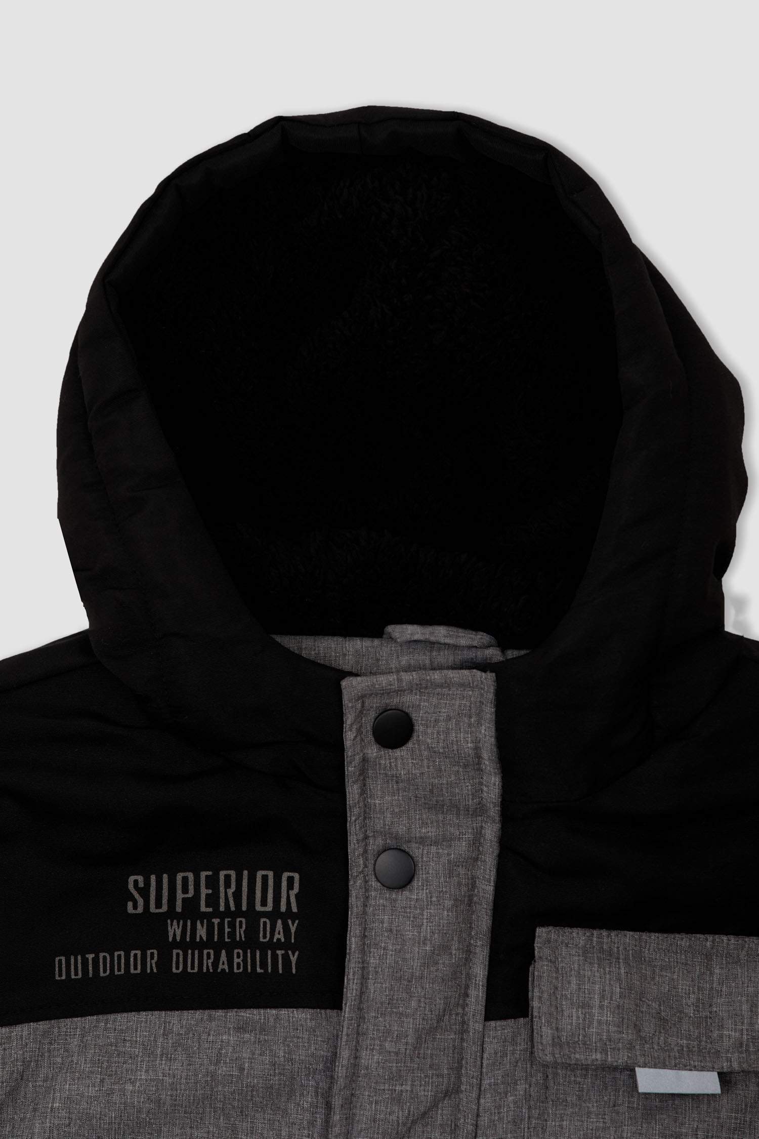 Erkek Çocuk Kapüşonlu Pelüş Astar Parka