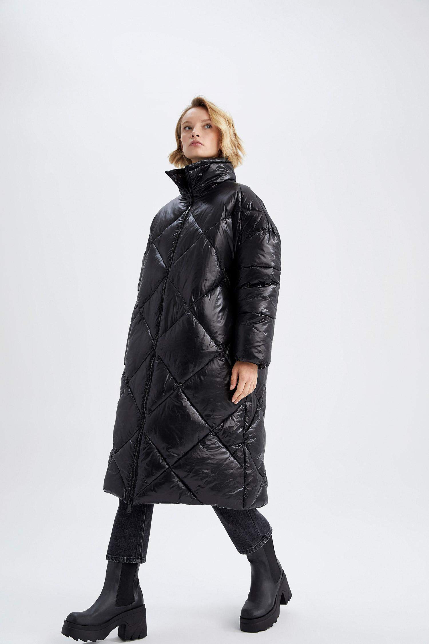 Thermal Insulated Waterproof Oversize Fit Long Puffer Jacket