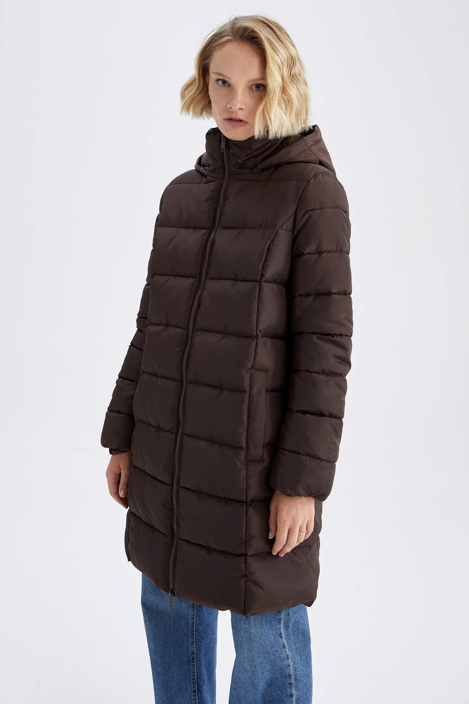 Парка стандартного кроя для женщин