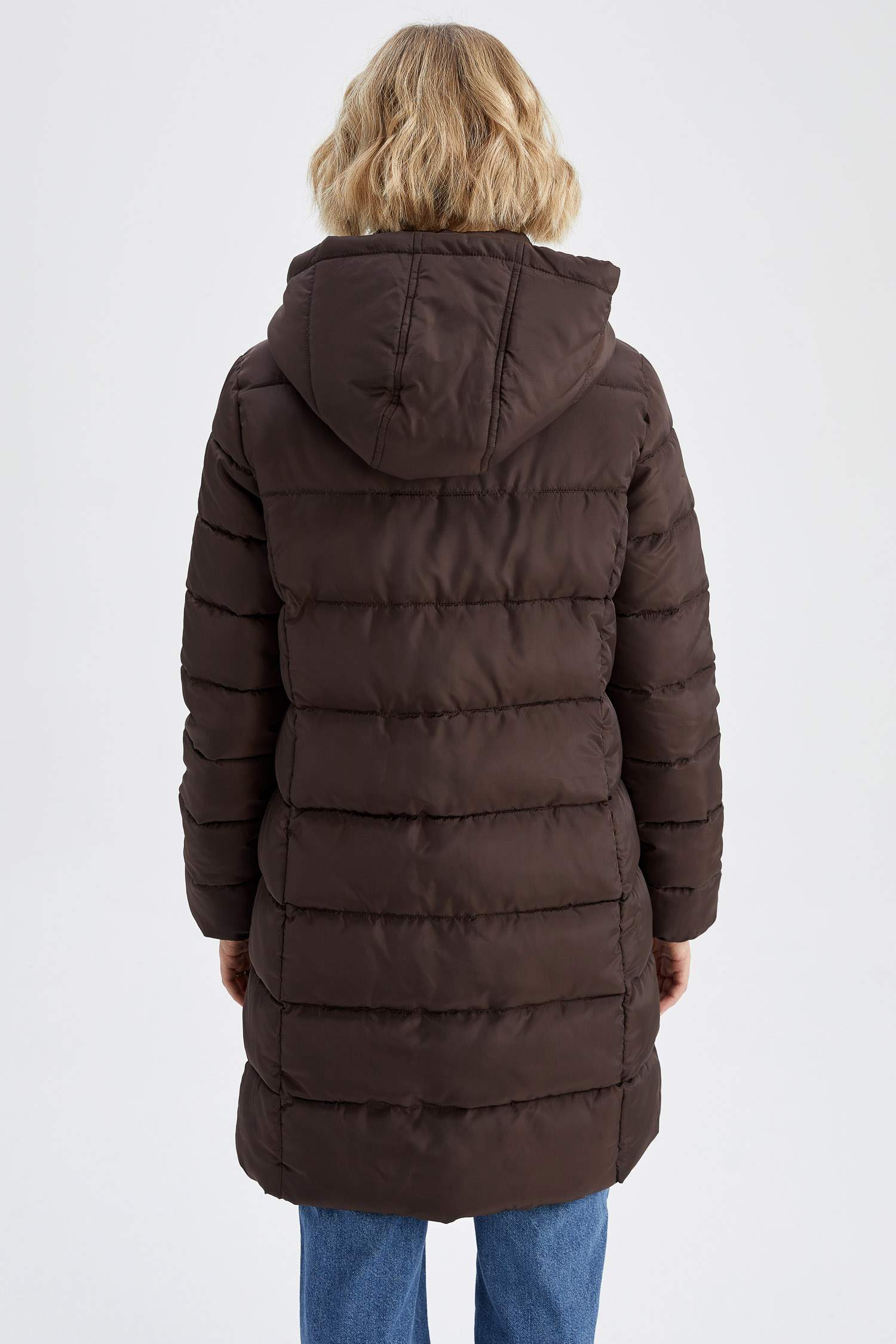 Парка стандартного кроя для женщин