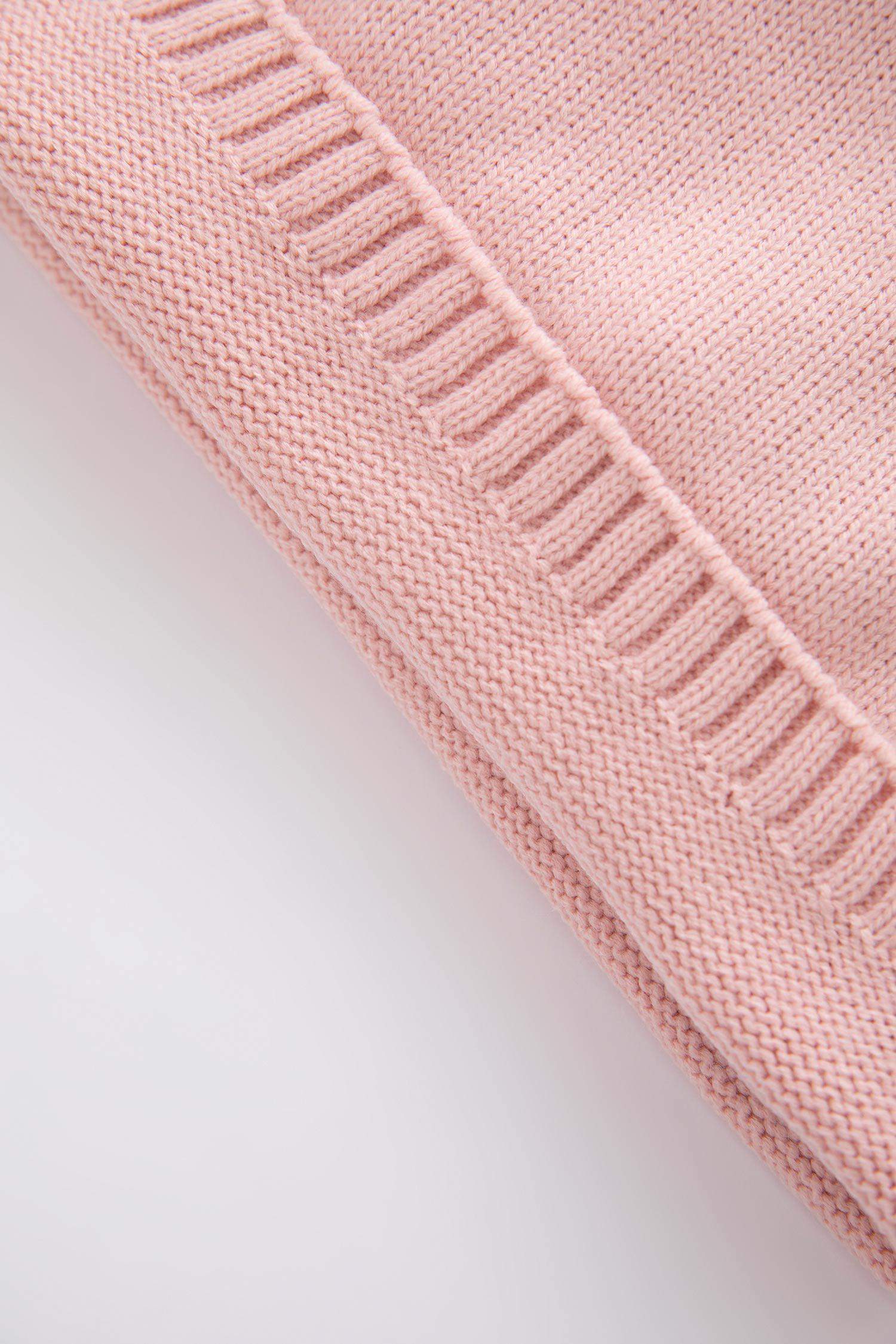 بلوفر بقصة عادية برقبة بالدانتيل