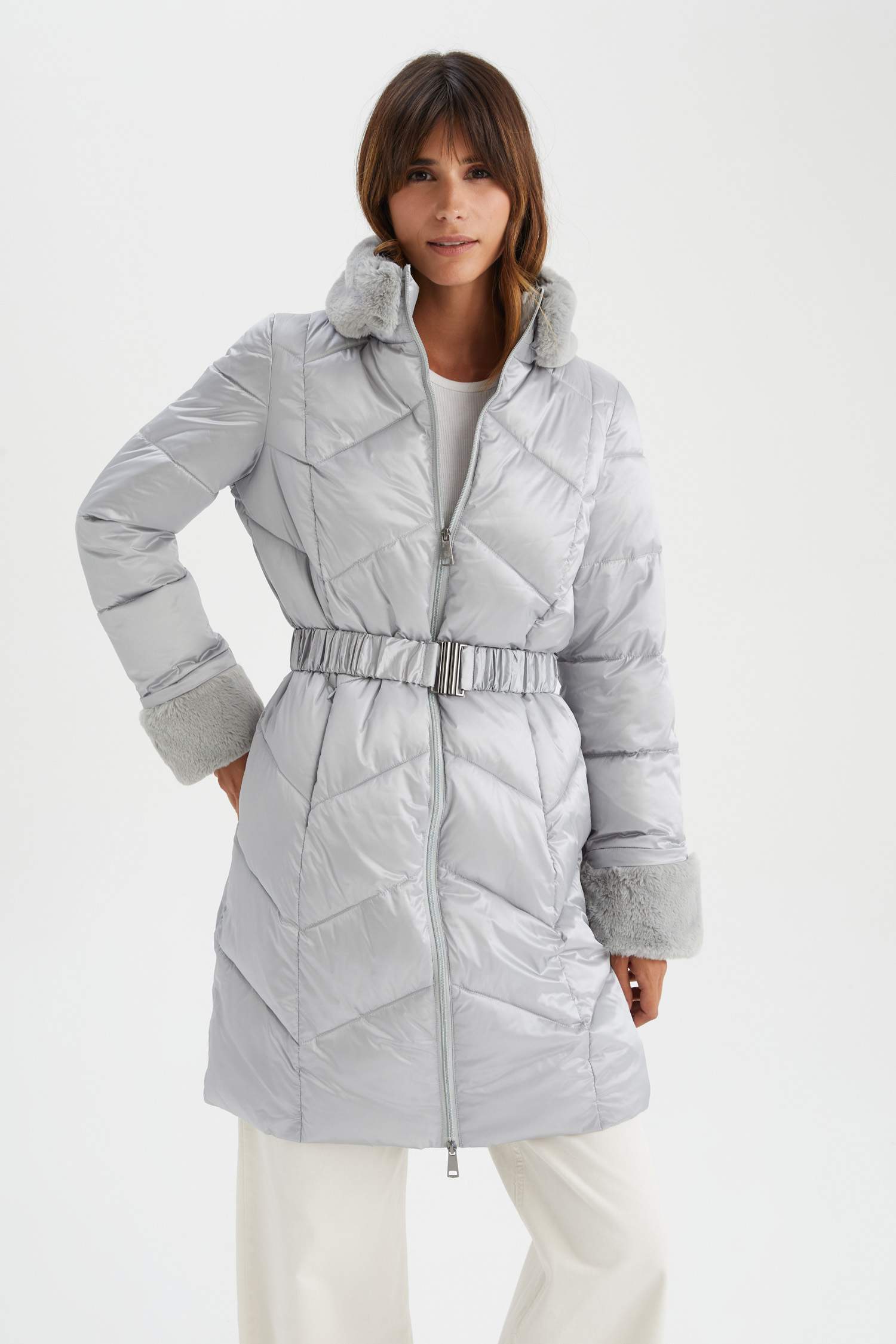 Парка стандартного кроя для женщин