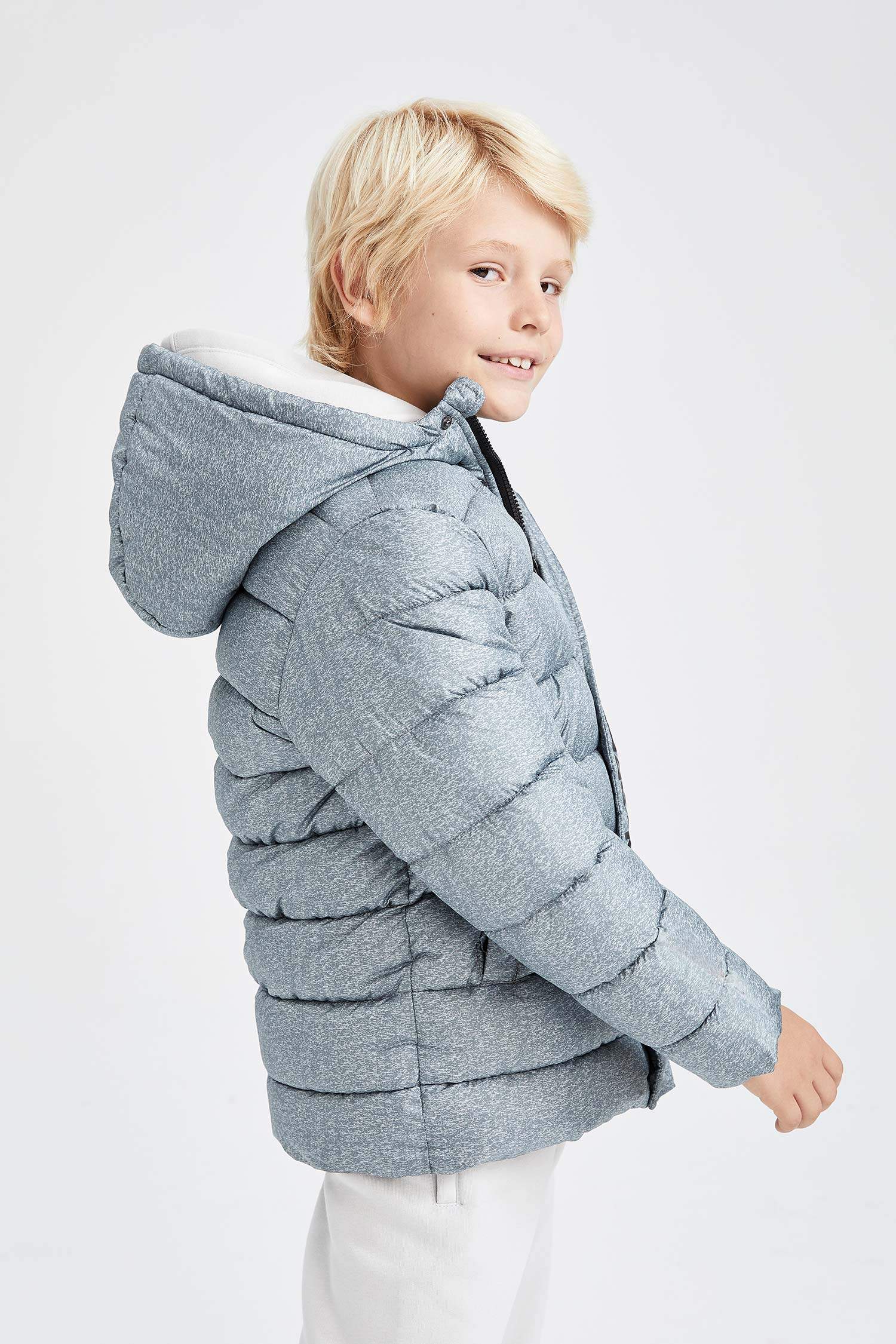 Куртка водоотталкивающая с капюшоном с флисовой подкладкой для мальчиков