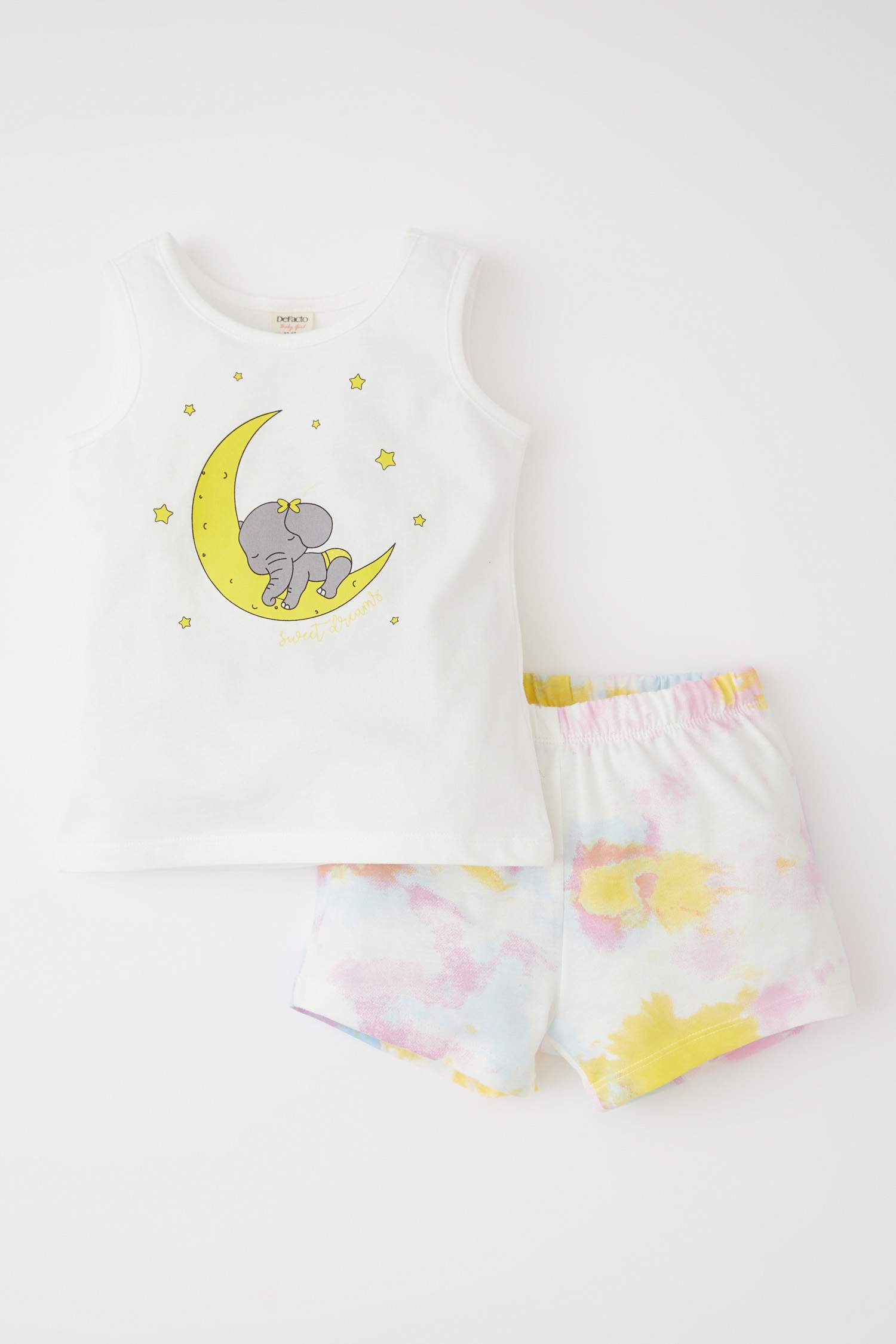 Kız Bebek Ay Baskılı Pamuklu Kolsuz Şort Pijama Takım