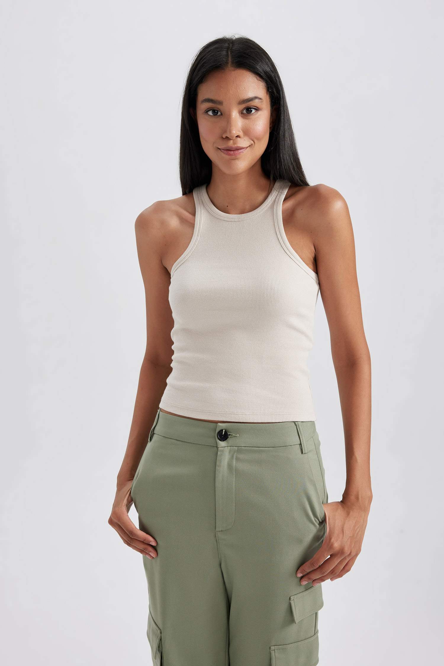 Slim Fit Dar Kesim Halter Yaka Fitilli Kaşkorse Atlet