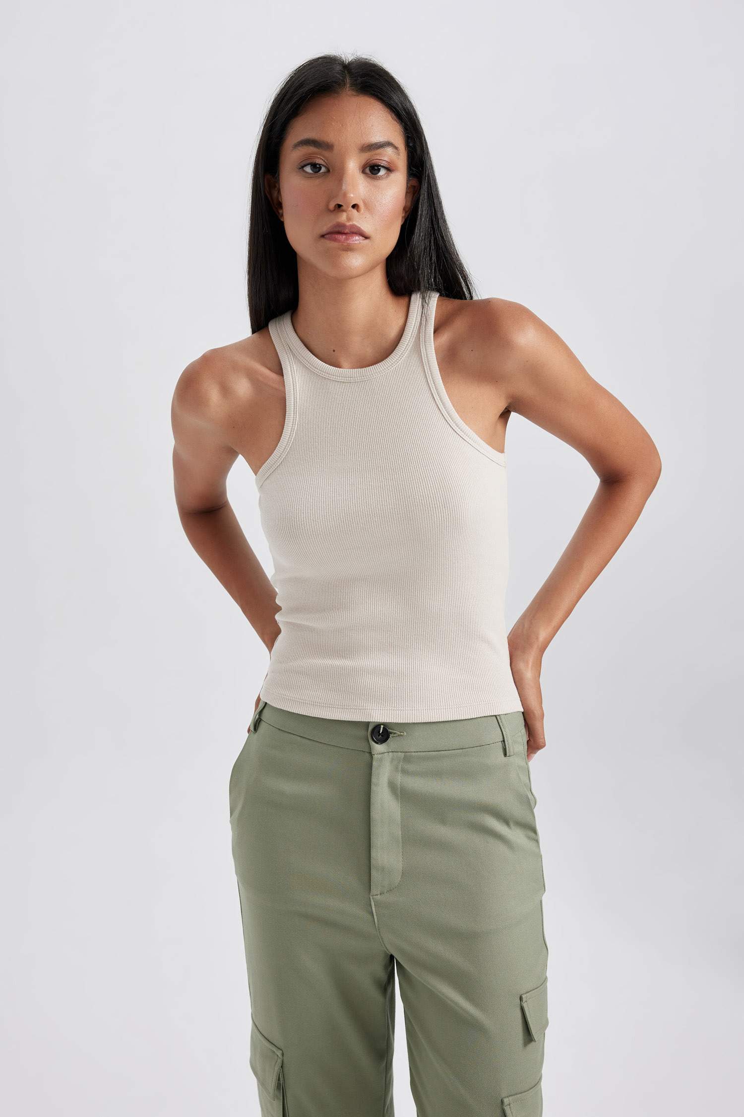 Slim Fit Dar Kesim Halter Yaka Fitilli Kaşkorse Atlet