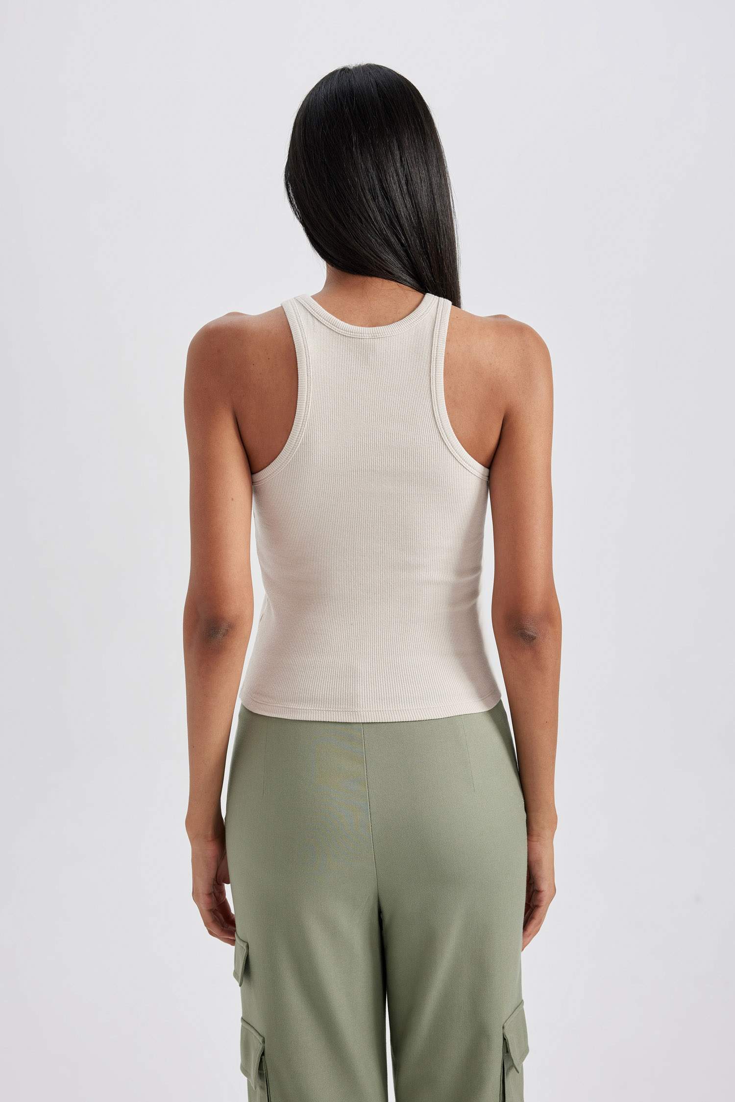 Slim Fit Dar Kesim Halter Yaka Fitilli Kaşkorse Atlet