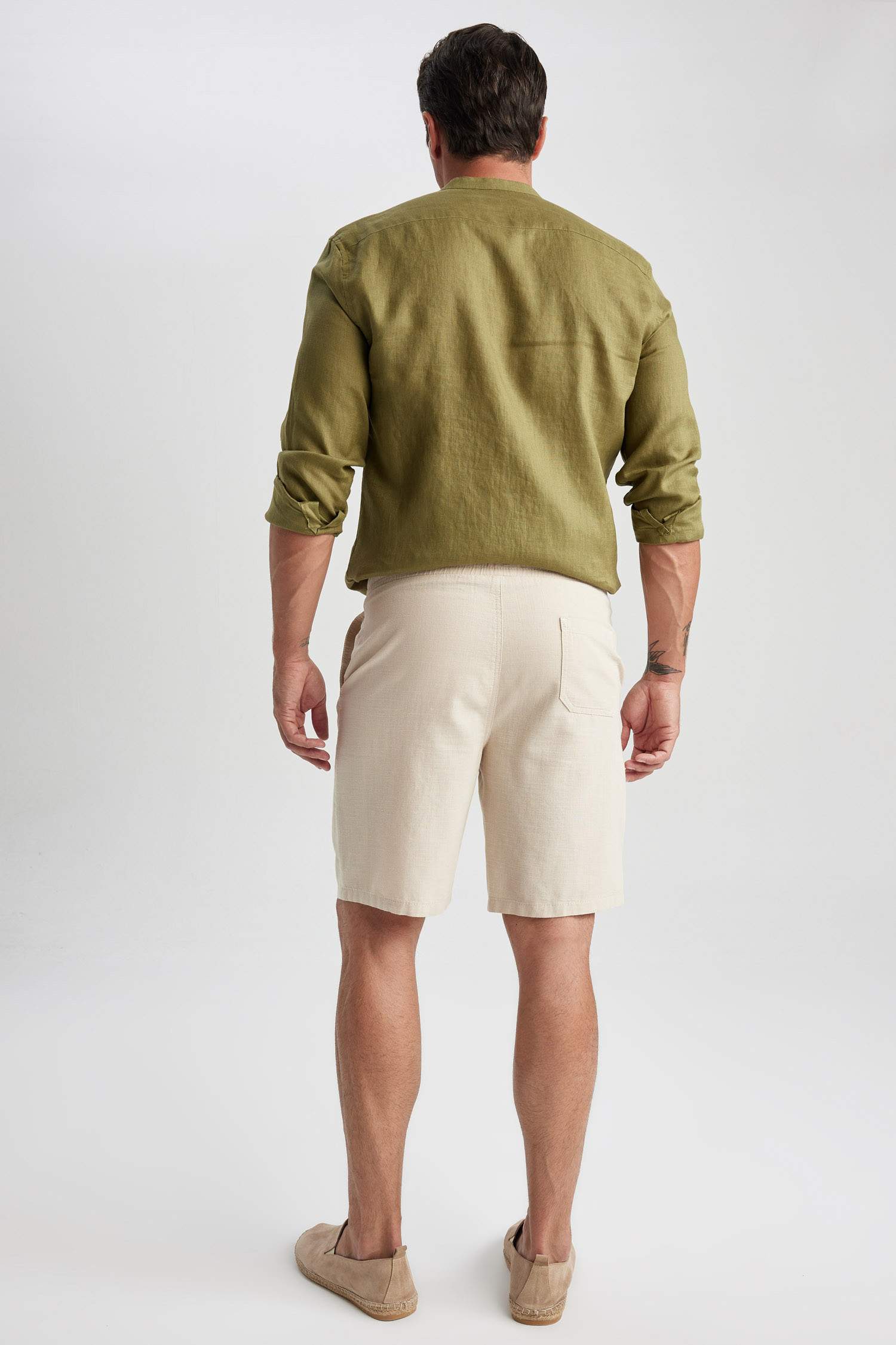 Шорты стандартного кроя