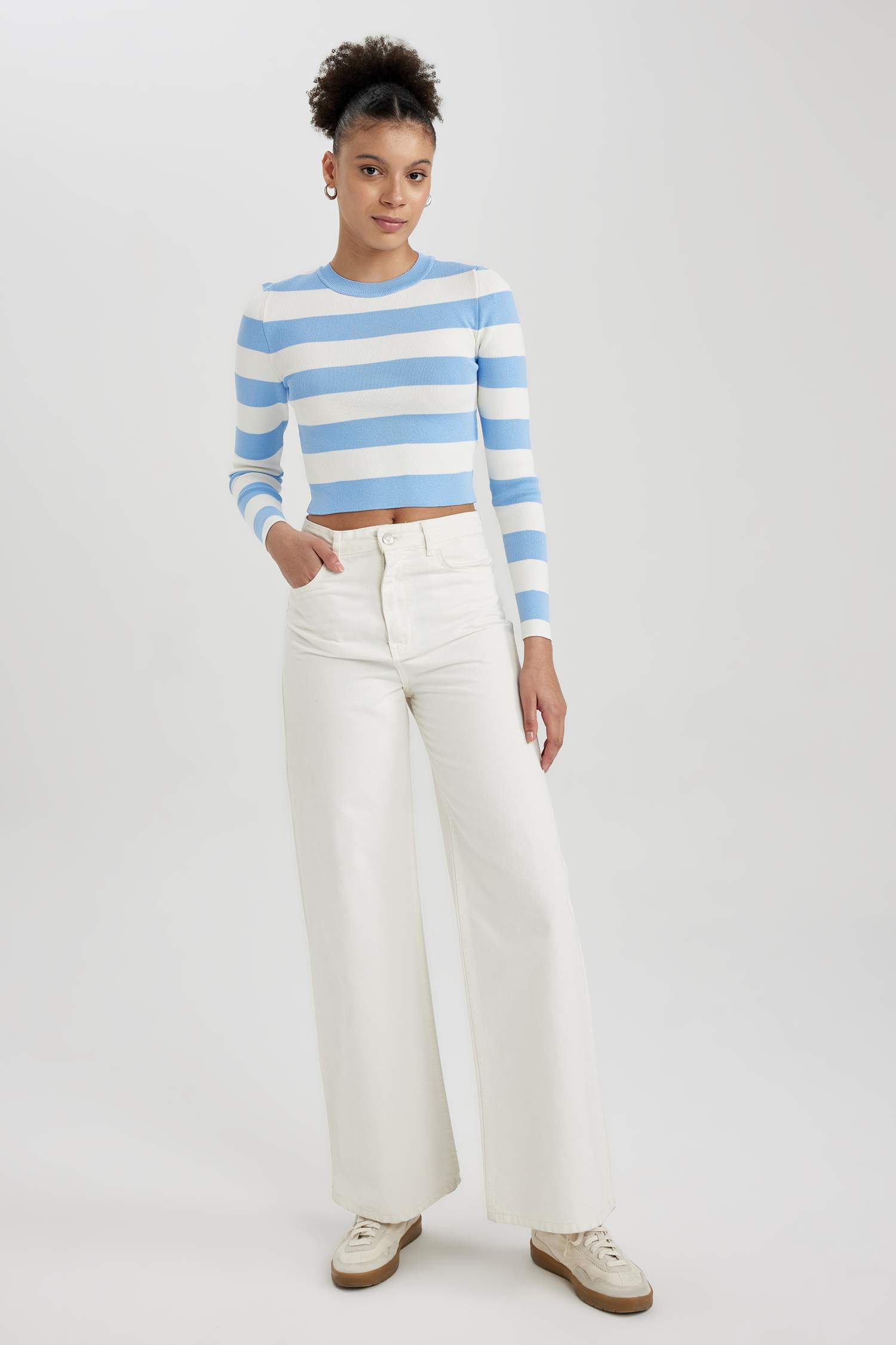 Slim Fit Striped Crew Neck Pullover