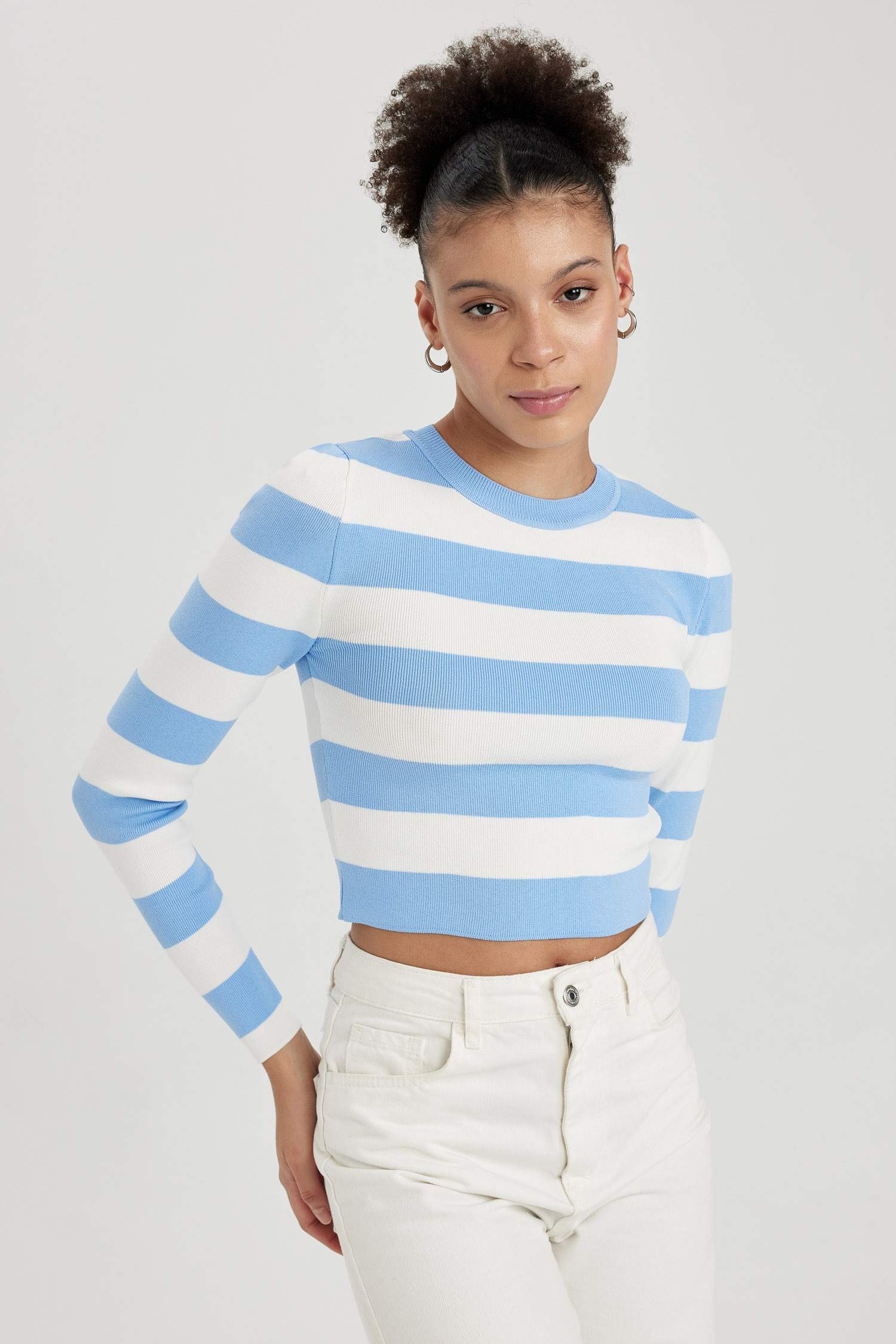 Slim Fit Striped Crew Neck Pullover