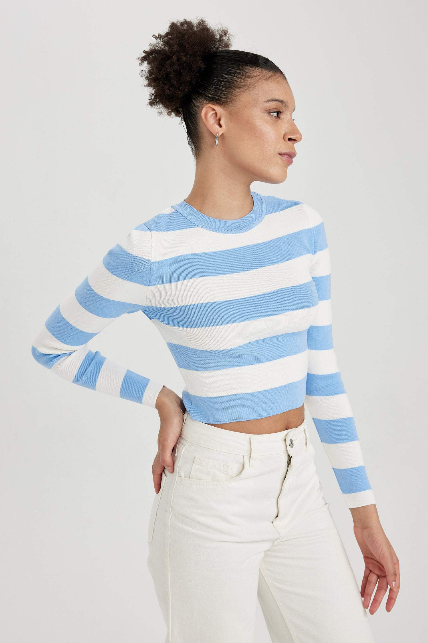 Slim Fit Striped Crew Neck Pullover