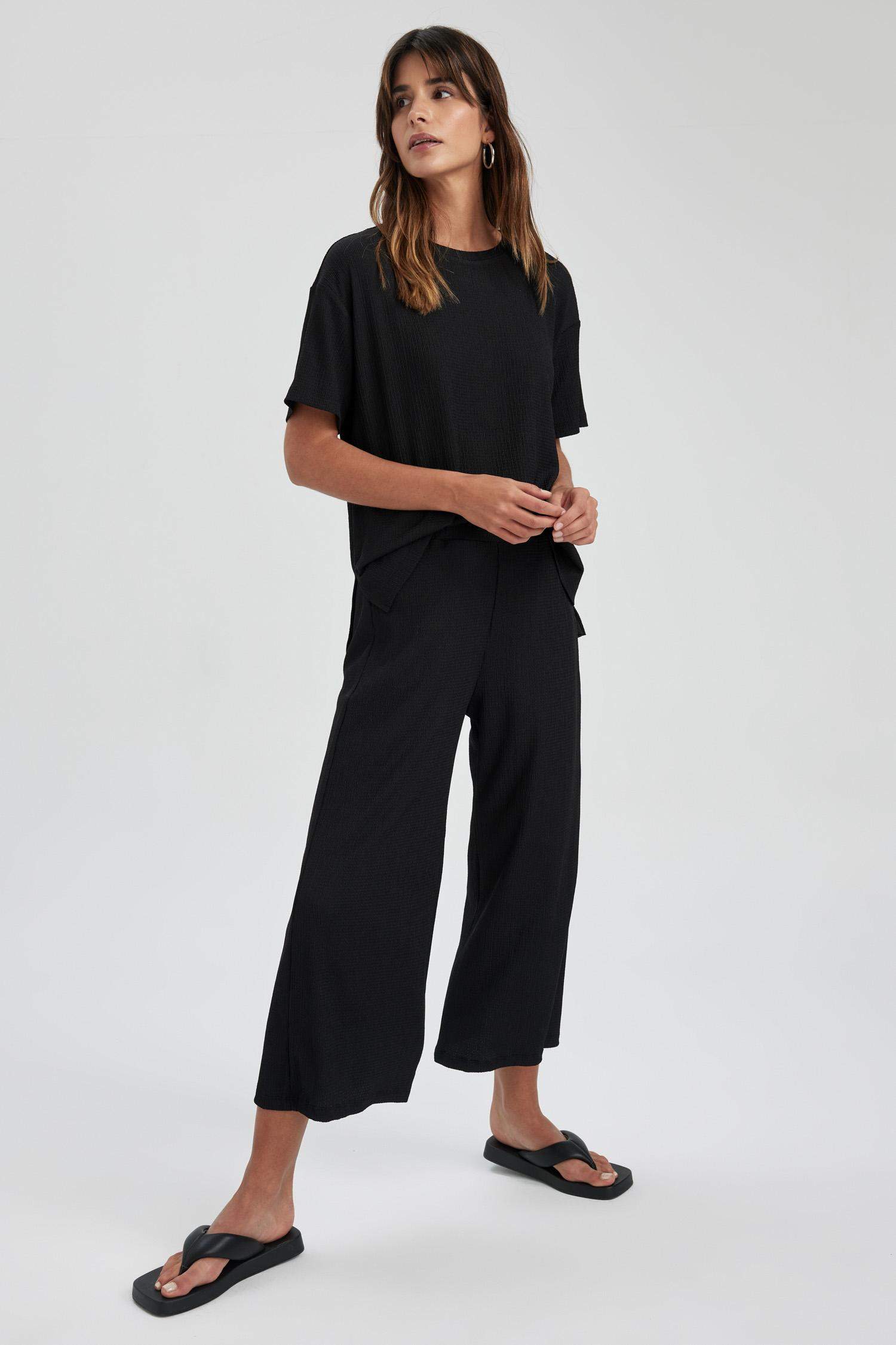 Regular Fit Wide Leg Trousers