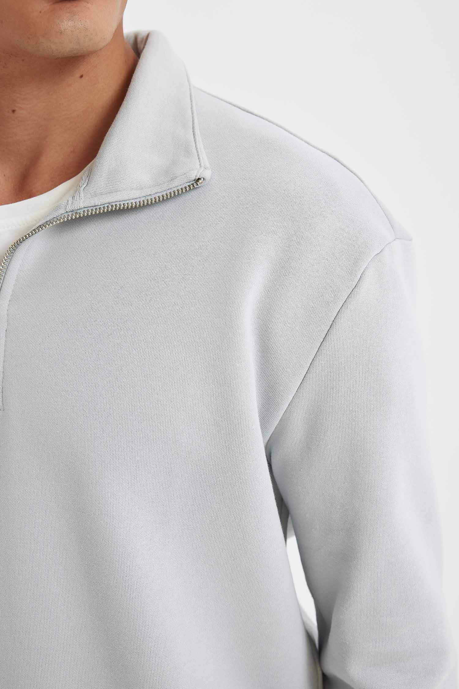Comfort Regular Fit Rahat Kalıp Fermuarlı Dik Yaka Basic Düz Sweatshirt