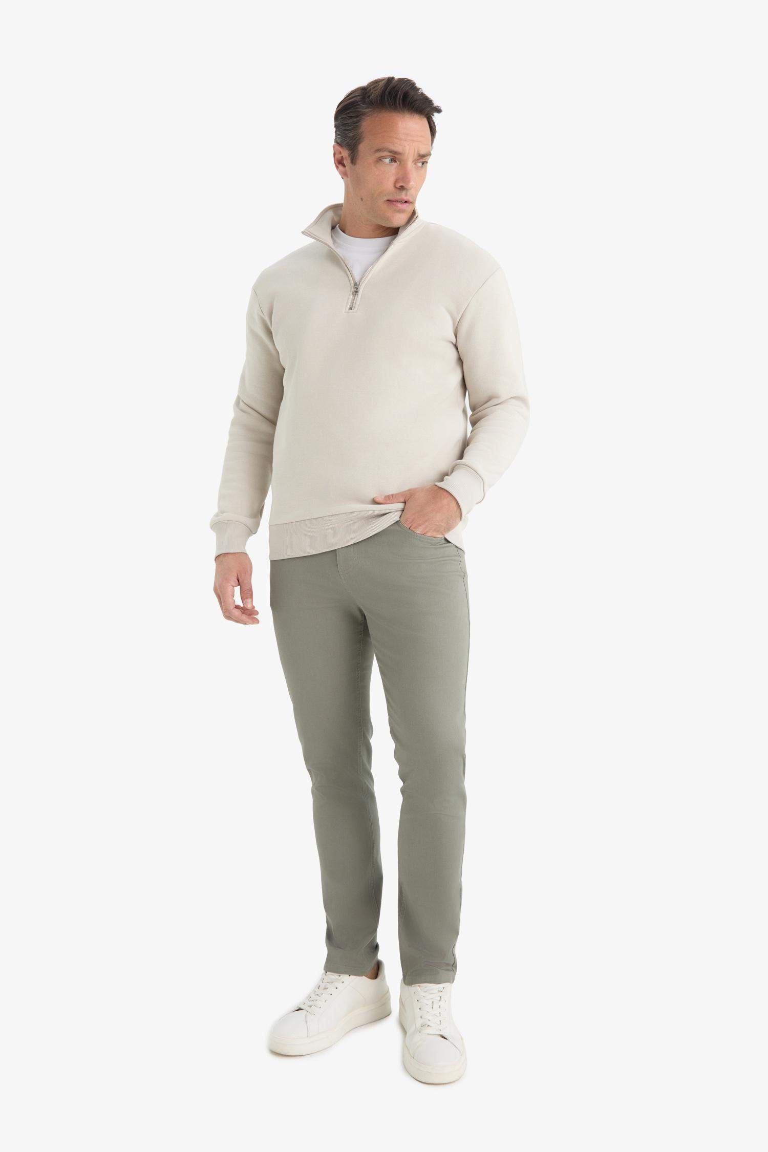 Regular Fit Dik Yaka Yarım Fermuarlı İçi Yumuşak Tüylü Basic Düz Sweatshirt