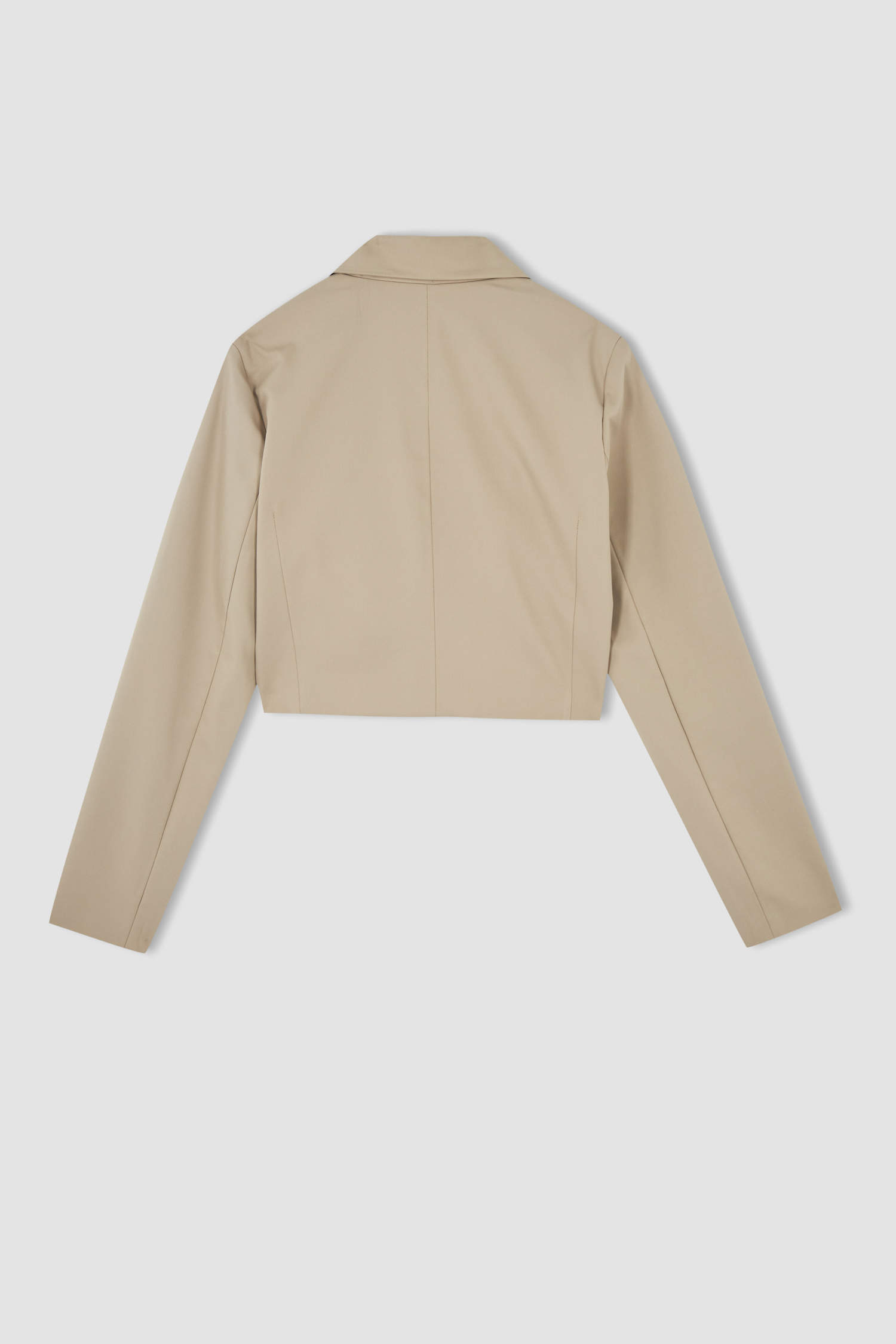 Defacto Düğmeli Crop Blazer Ceket. 4